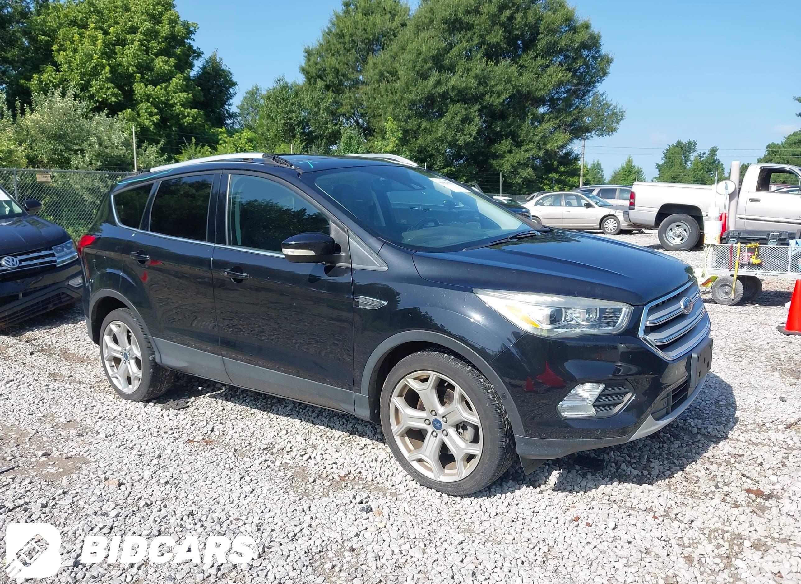 2019 Ford Escape, Titanium