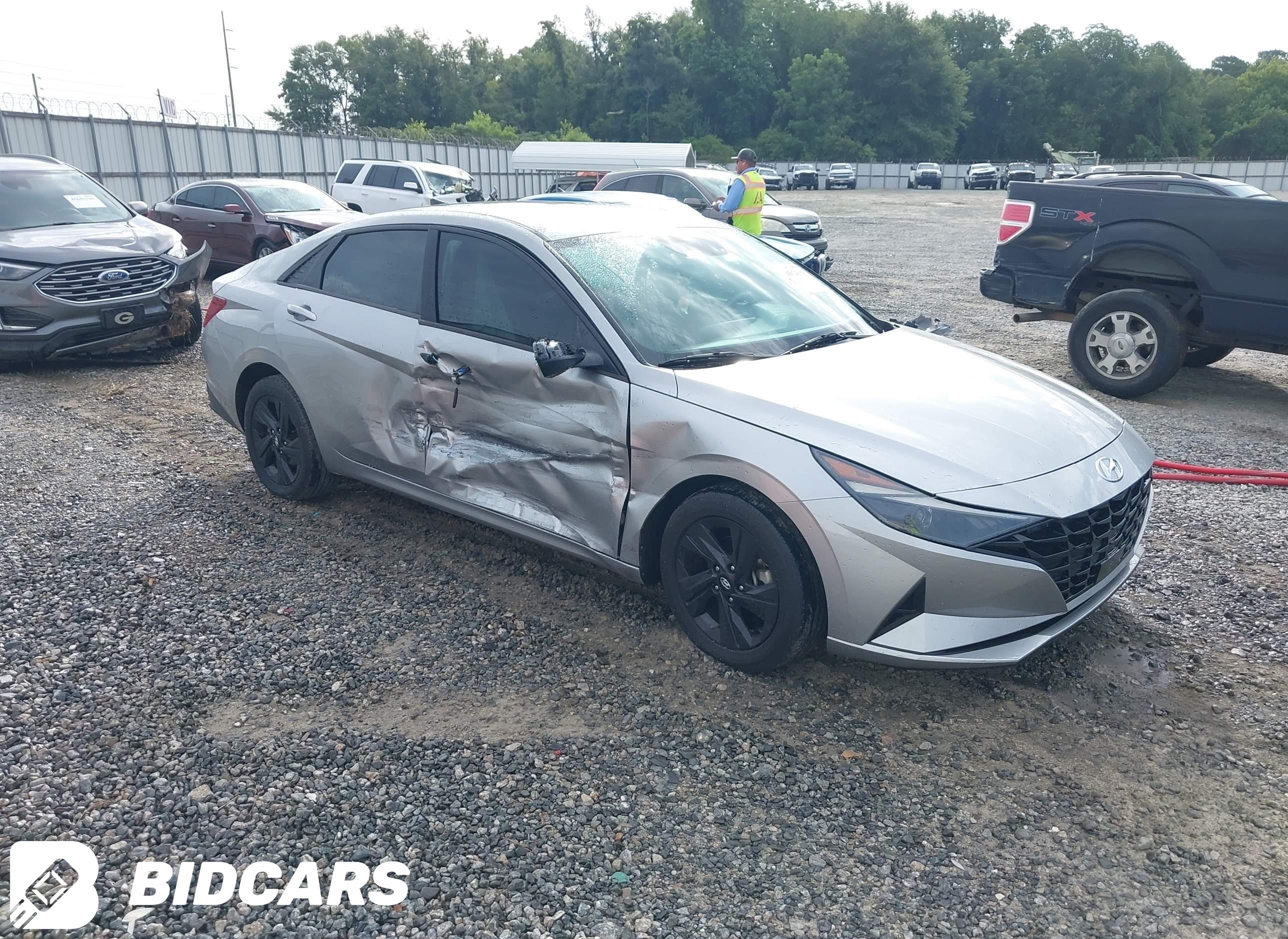 2021 Hyundai Elantra, Sel
