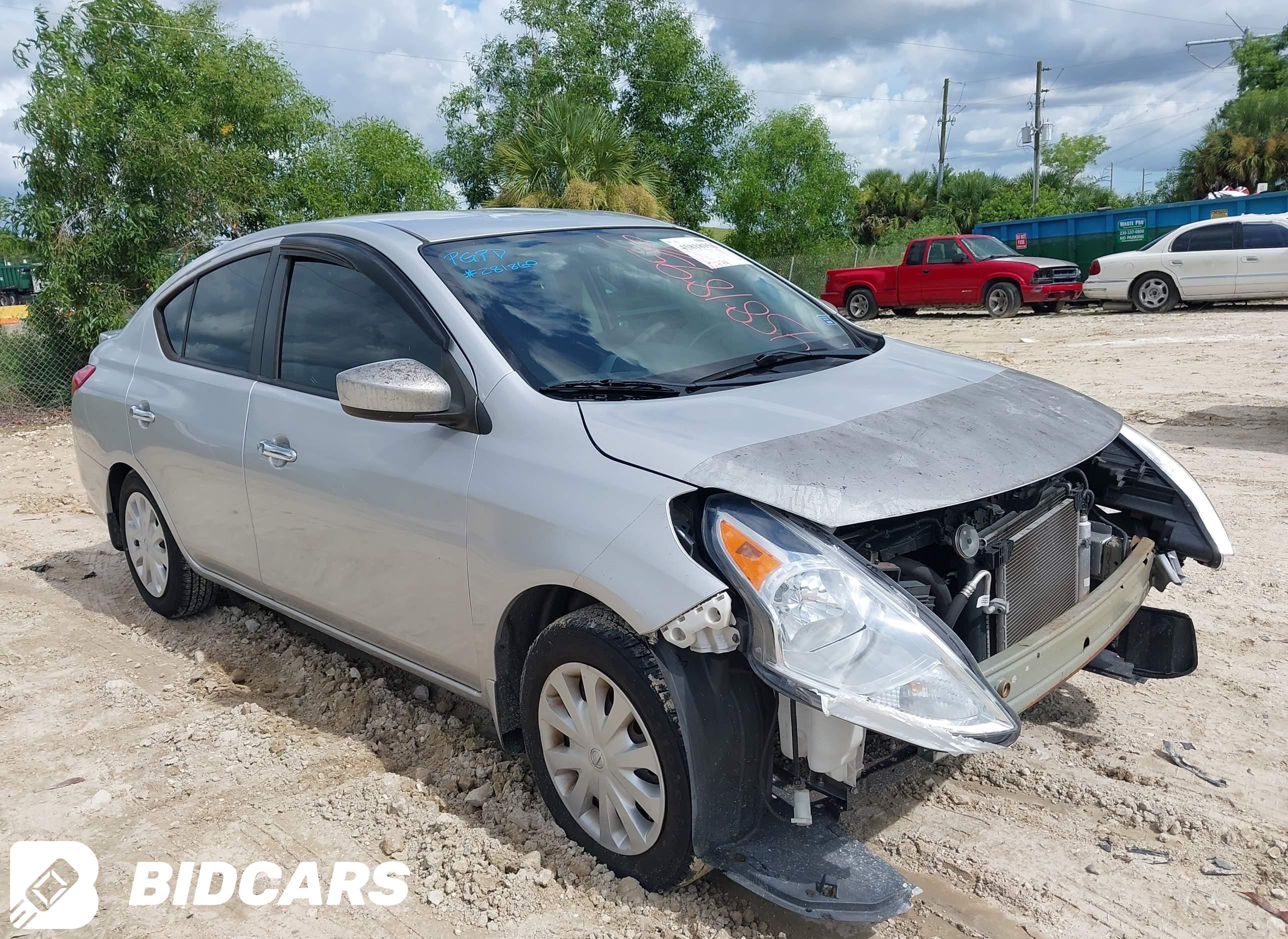 2016 Nissan Versa, 1.6 SV
