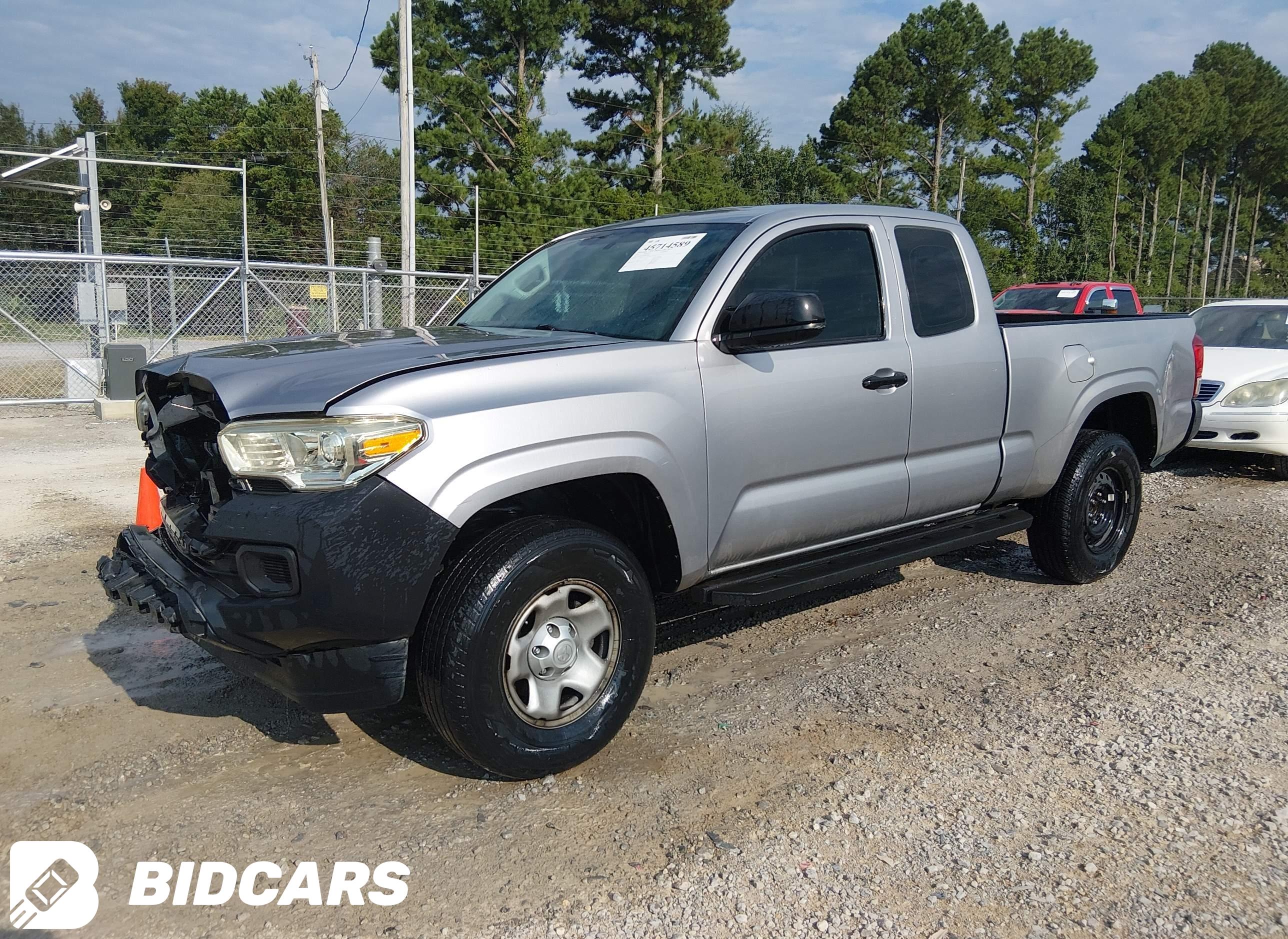 2016 Toyota Tacoma, SR