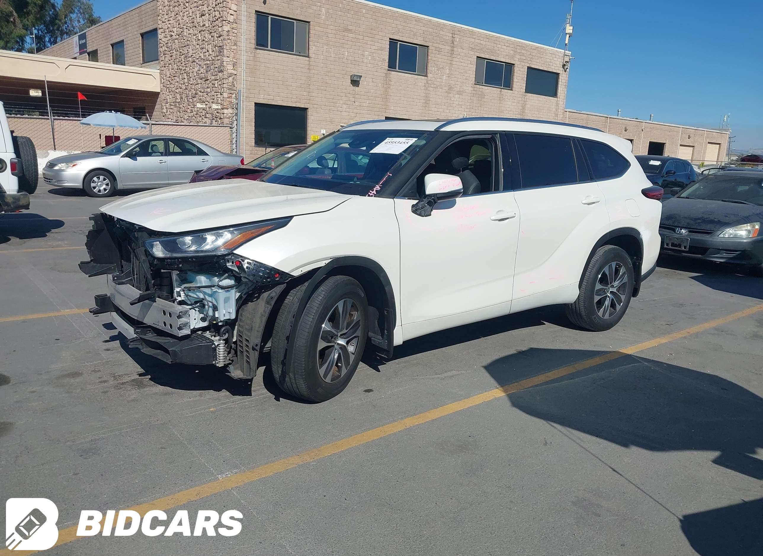 2020 Toyota Highlander, Xle