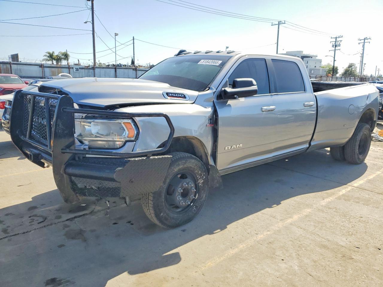 2020 RAM 3500, Big Horn