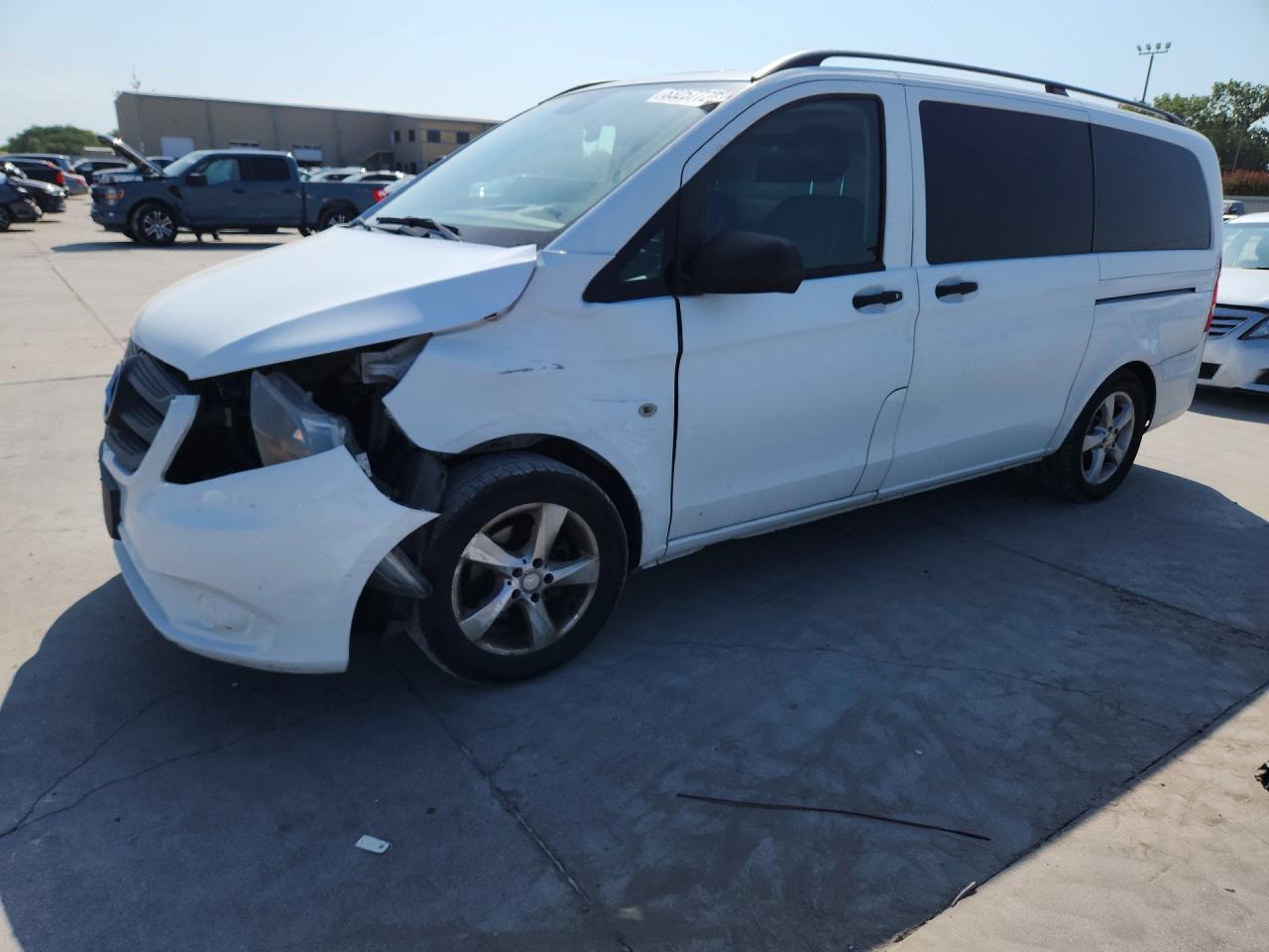 2016 Mercedes-Benz Metris