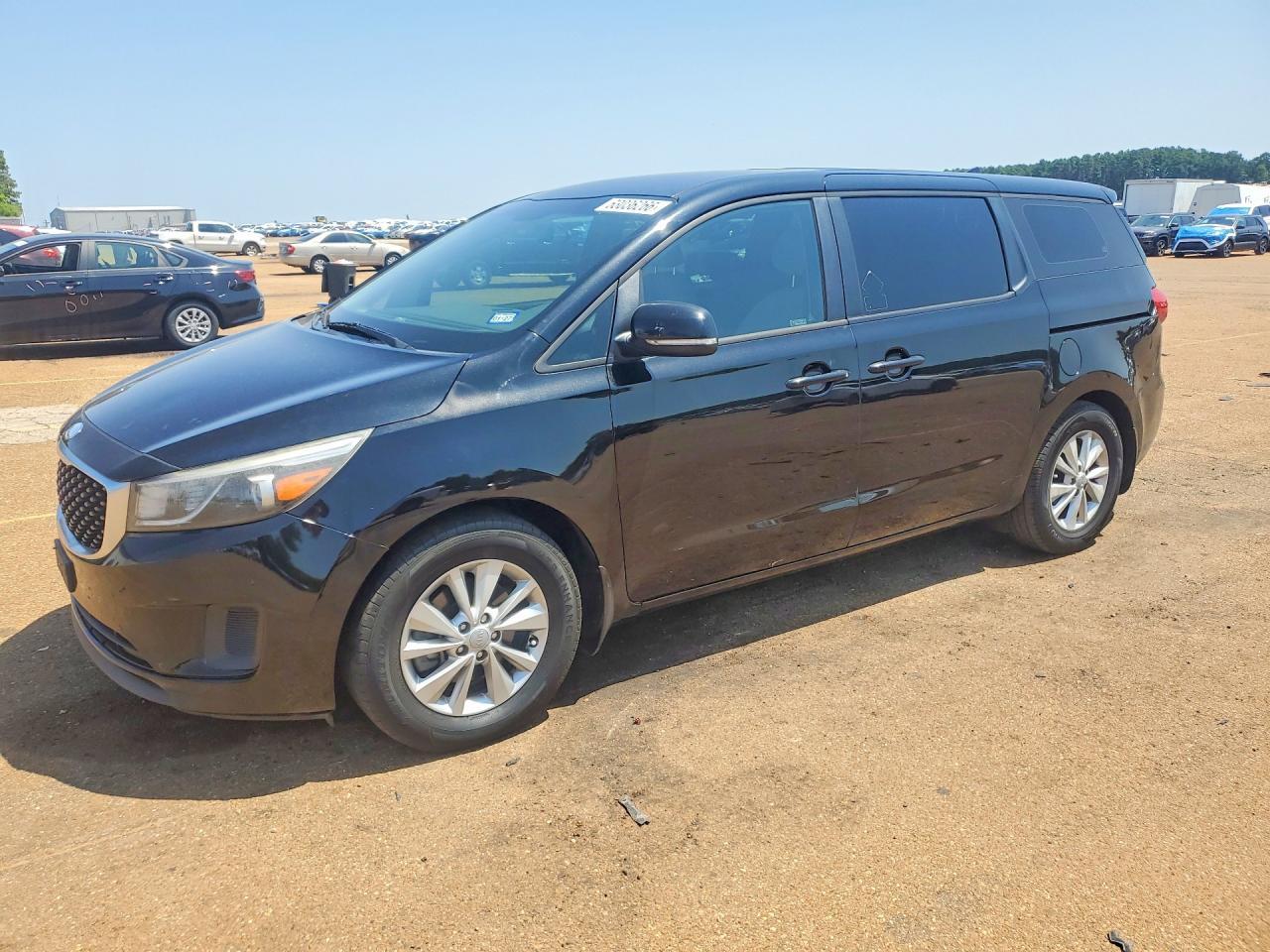 2017 KIA Sedona, L