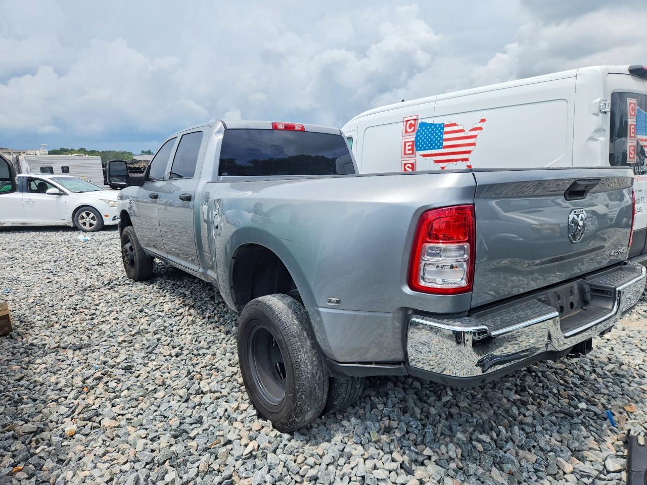 2023 RAM 3500, Tradesman