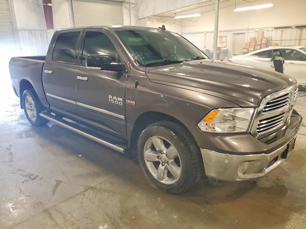 2018 RAM 1500, Slt