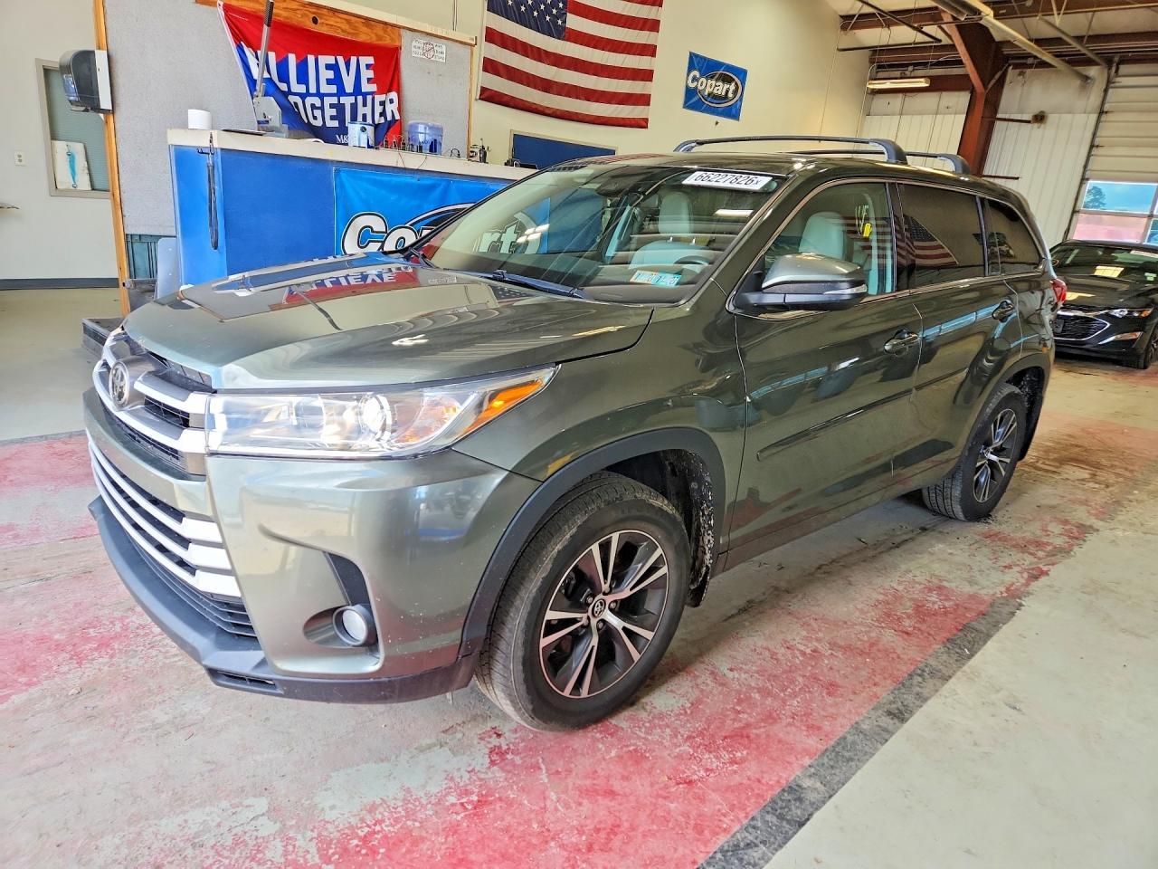 2017 Toyota Highlander, Le Plus