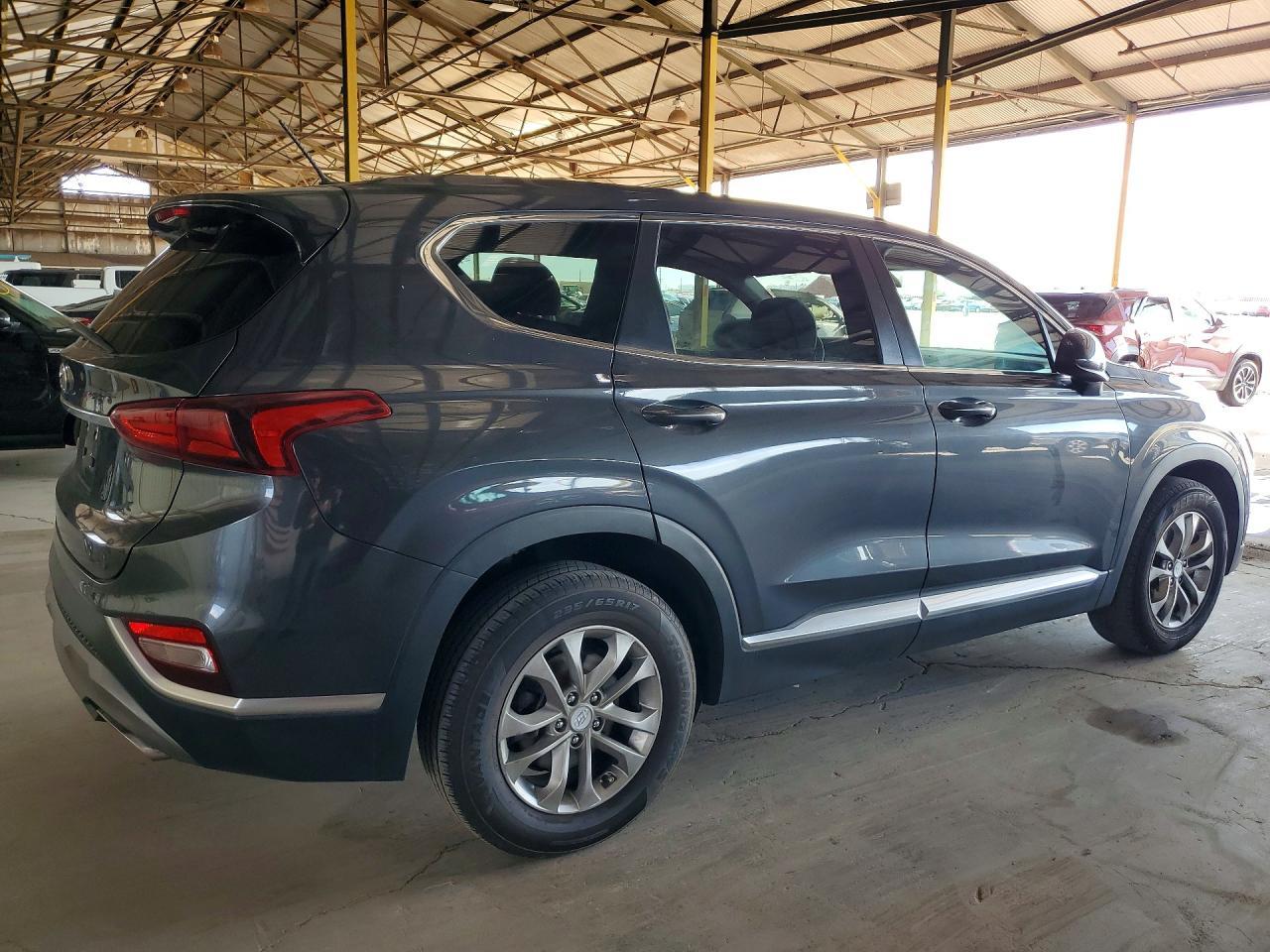 2020 Hyundai Santa Fe, SE