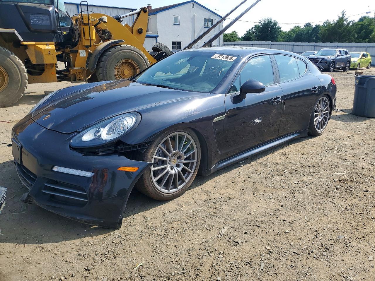 2016 Porsche Panamera, 2