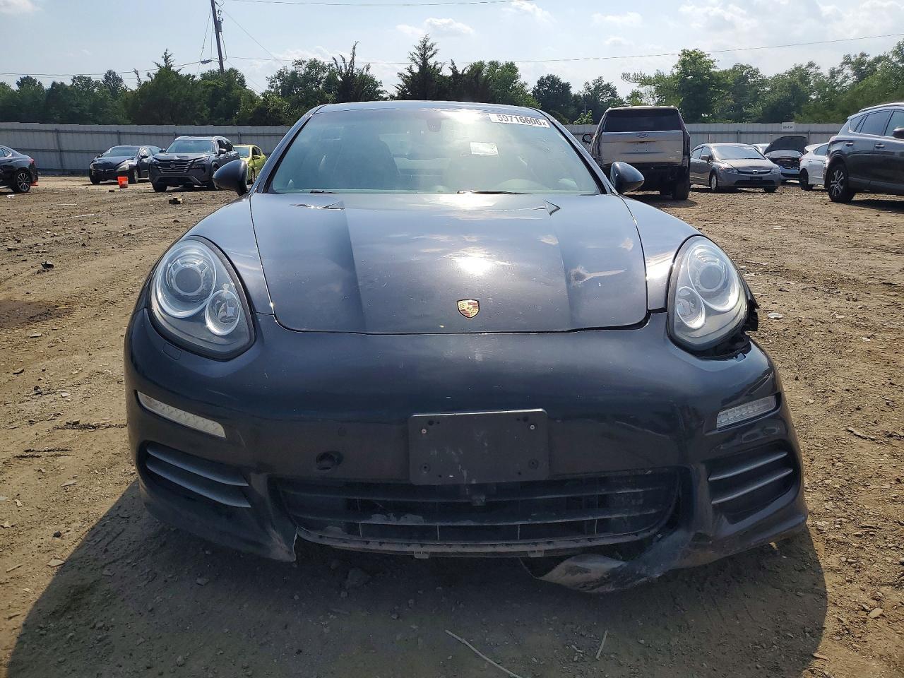 2016 Porsche Panamera, 2