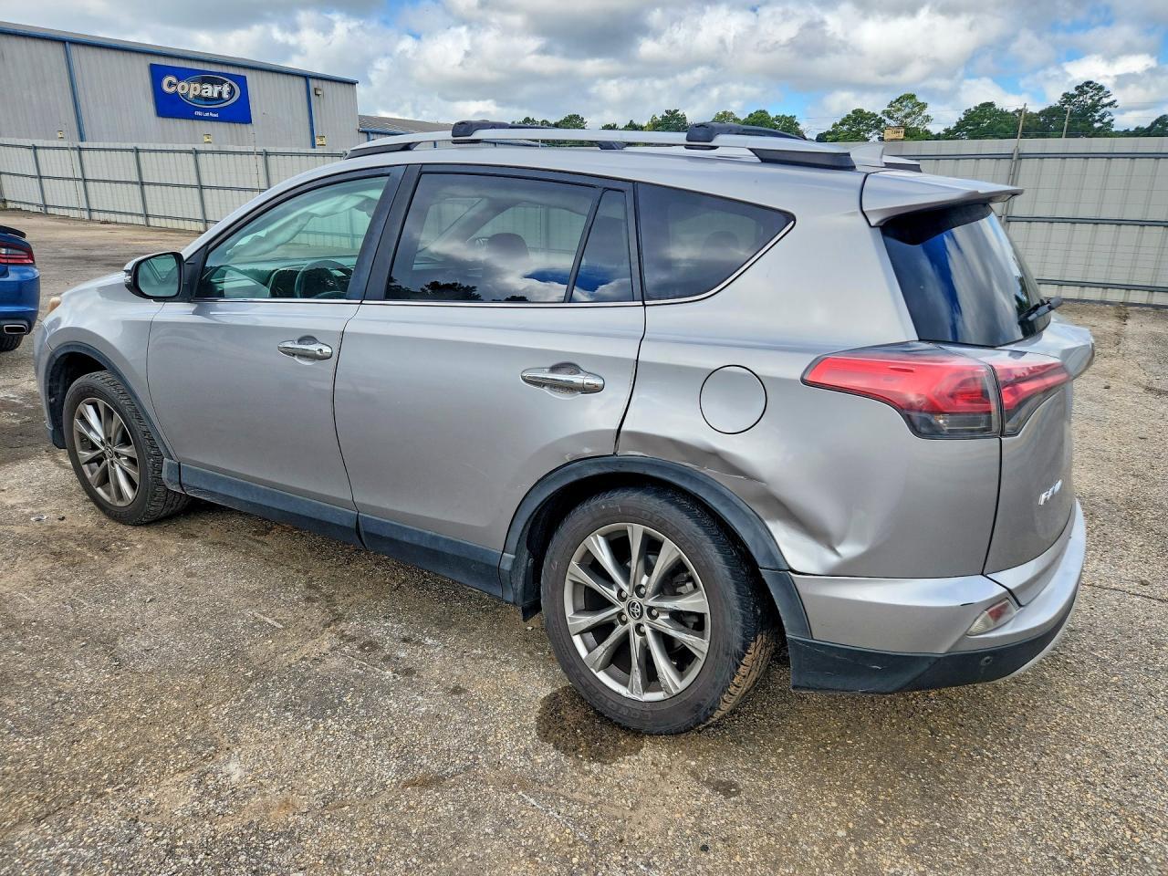 2016 Toyota RAV4, Limited