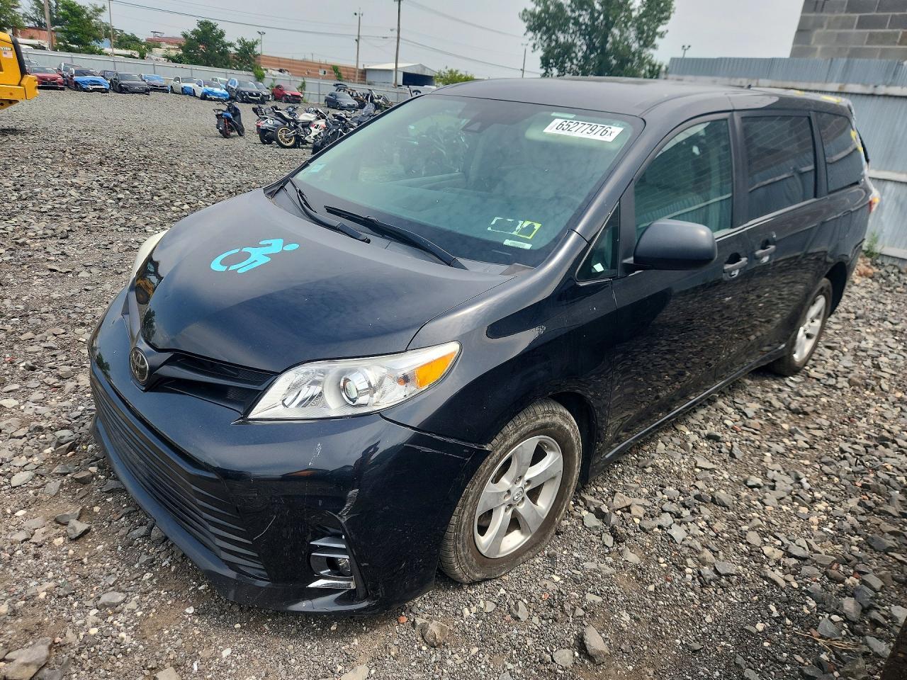 2020 Toyota Sienna, L