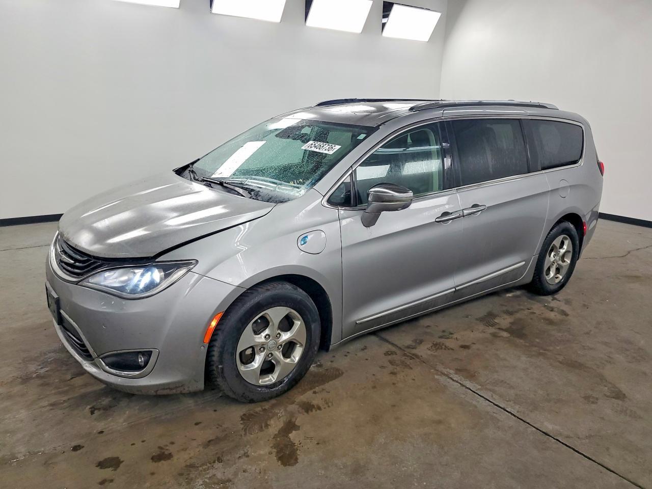2018 Chrysler Pacifica, Hybri...