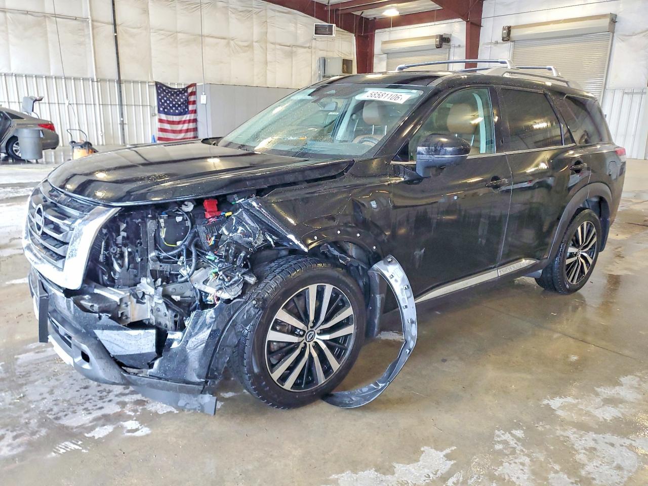 2024 Nissan Pathfinder, Platinum