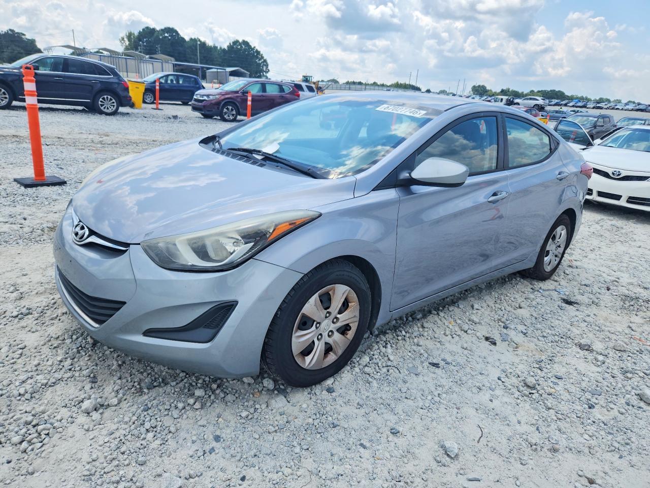 2016 Hyundai Elantra, SE