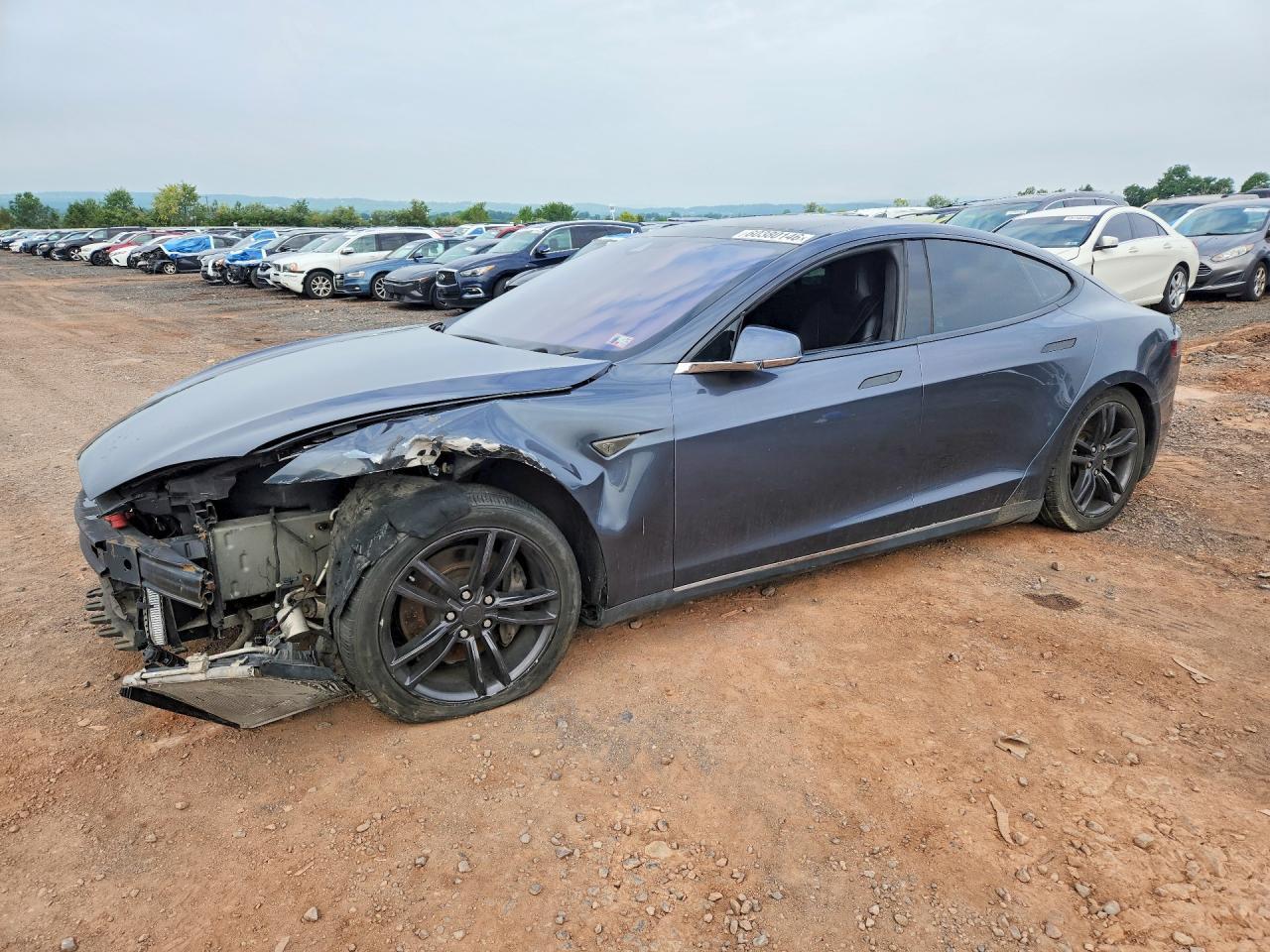 2015 Tesla MODEL S, 85D