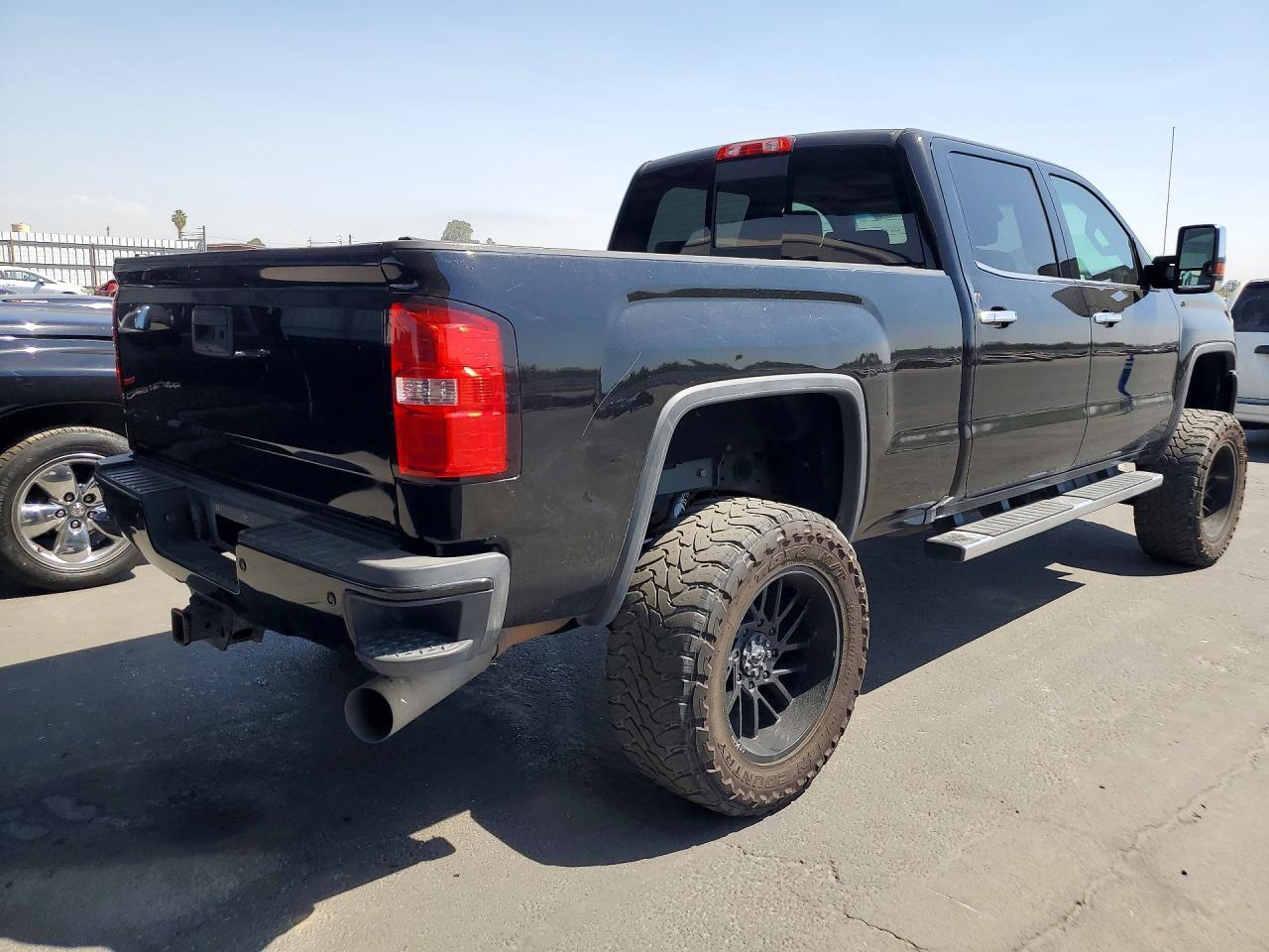 2019 GMC Sierra, K2500 Denali
