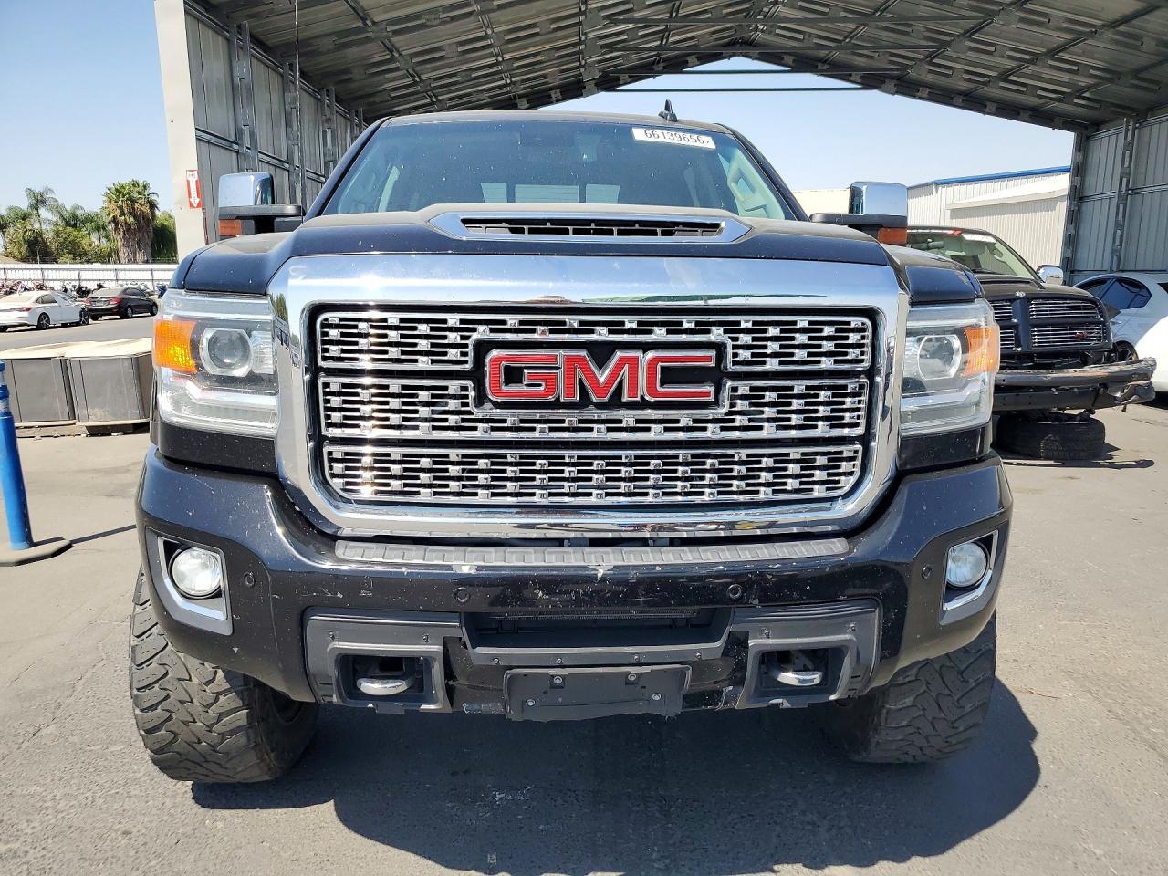 2019 GMC Sierra, K2500 Denali