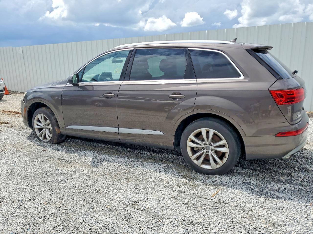 2017 Audi Q7, Premium Plus