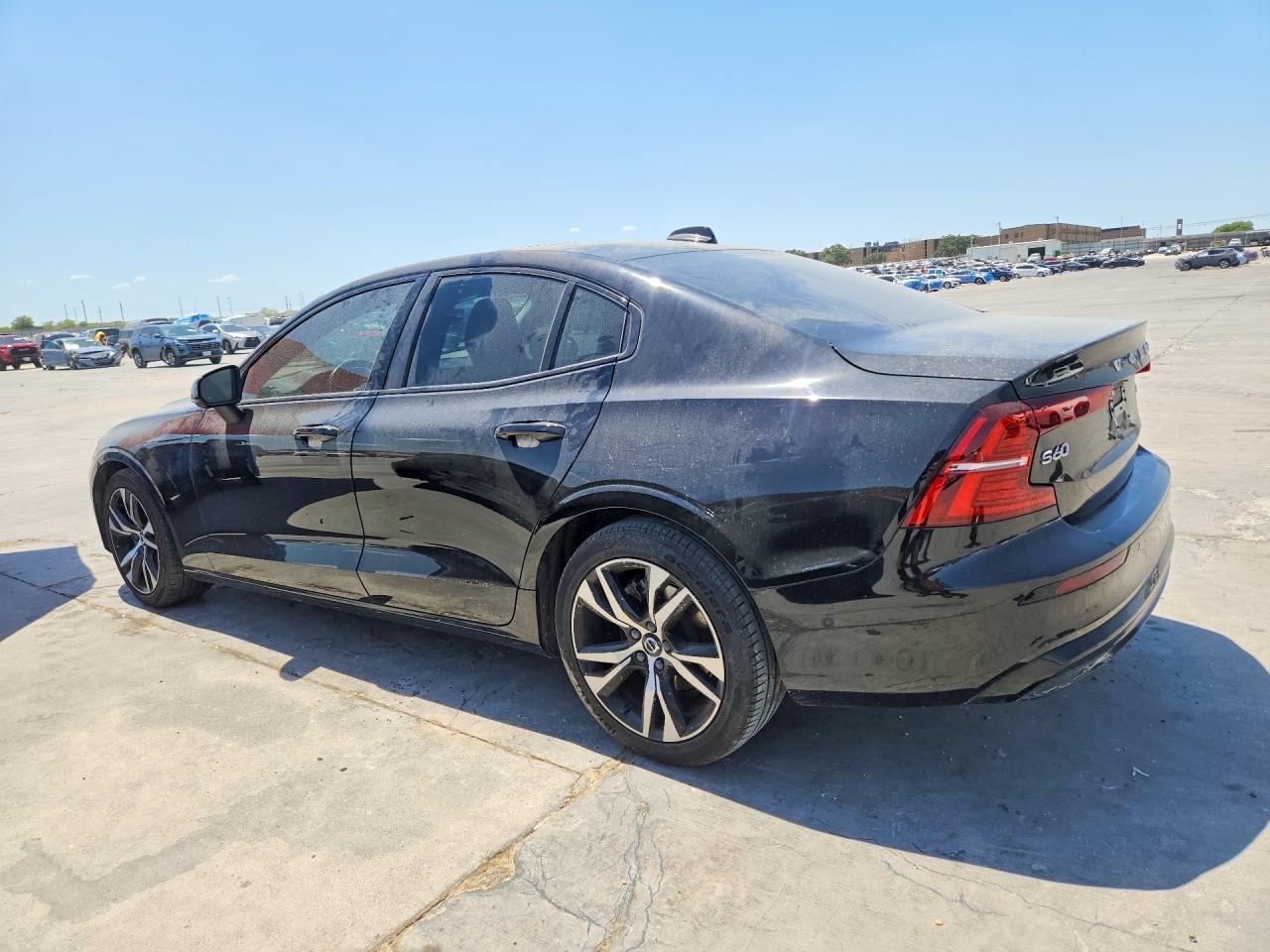 2024 Volvo S60, Plus