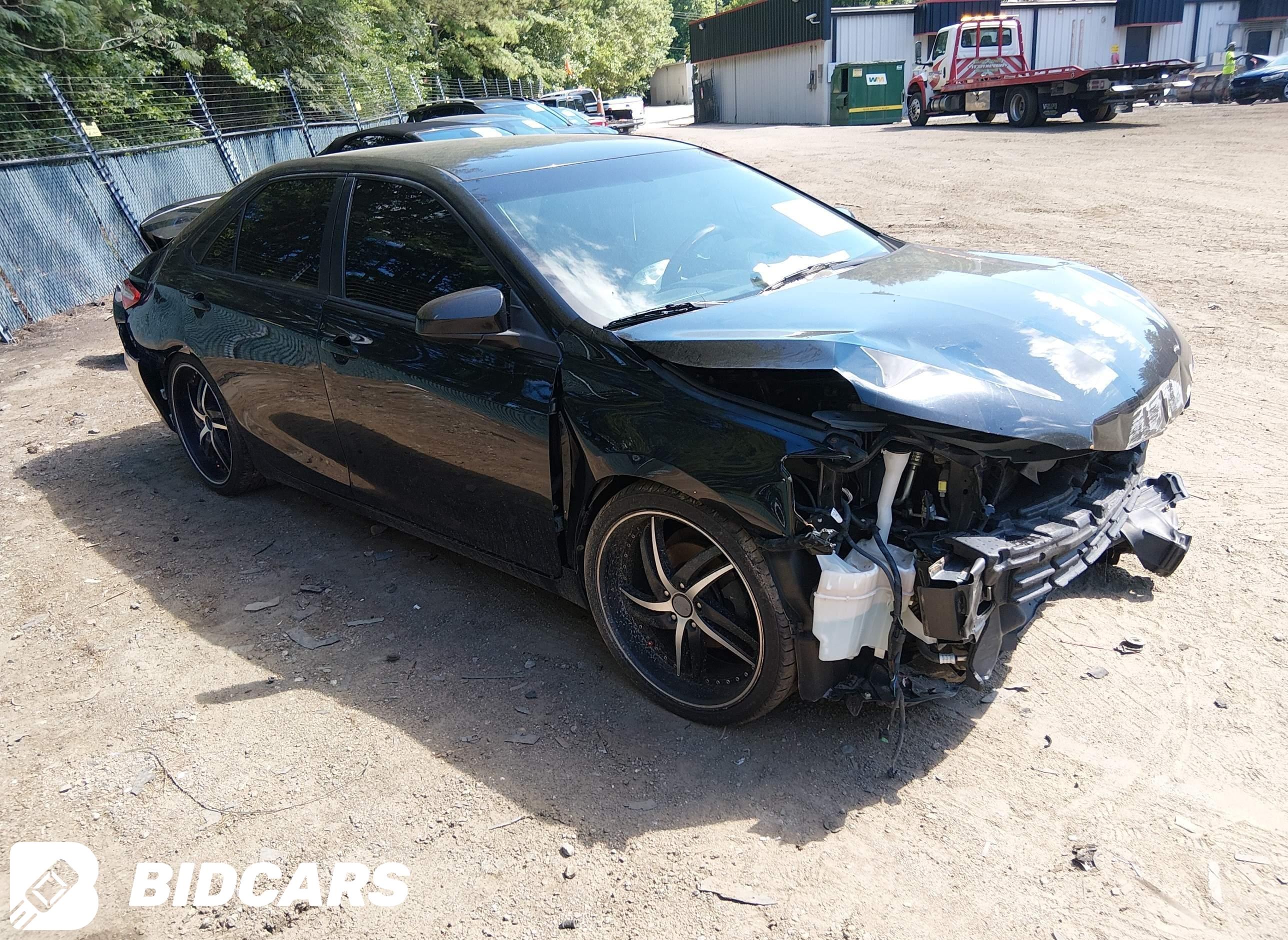 2016 Toyota Camry, SE
