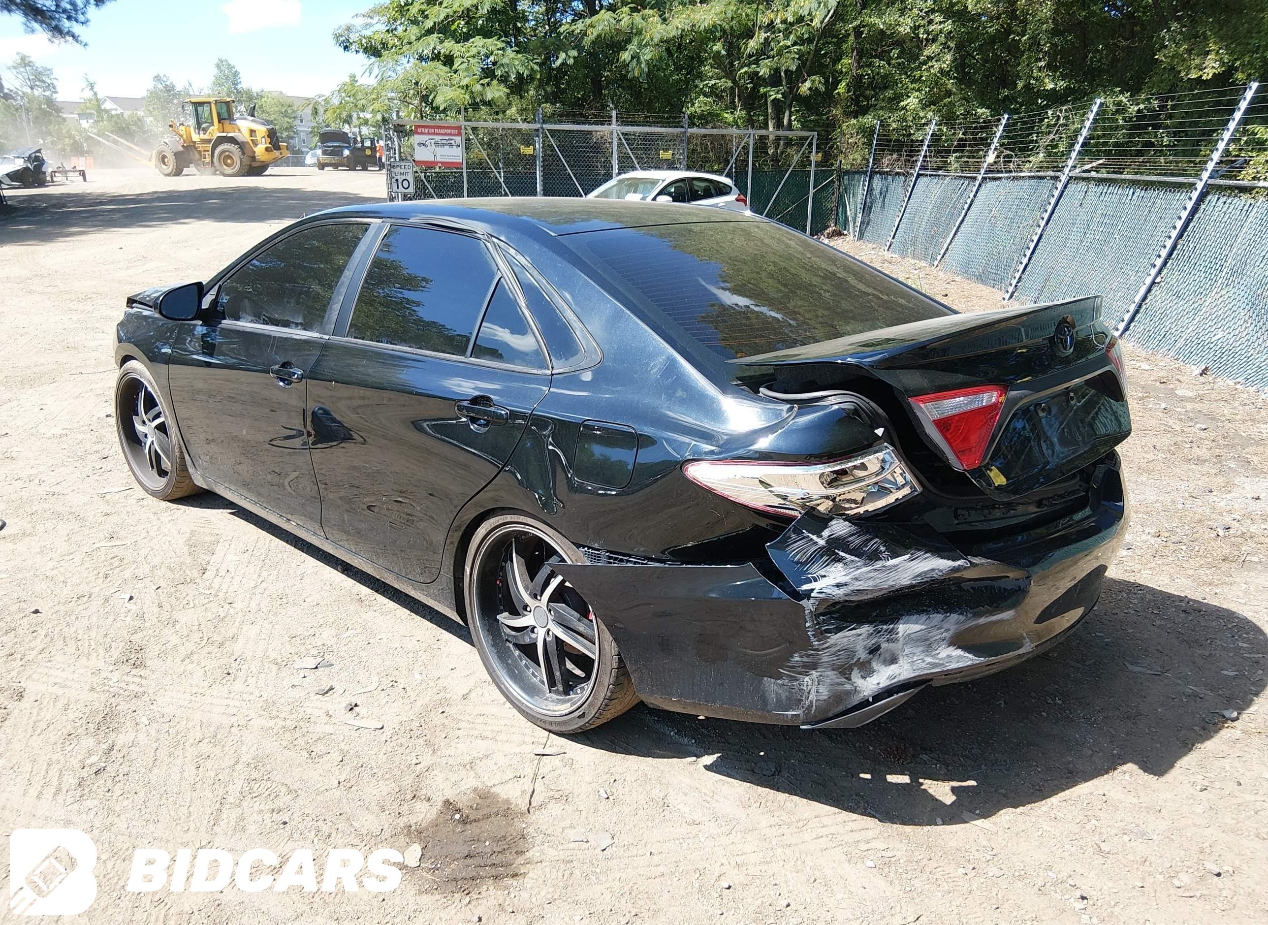 2016 Toyota Camry, SE