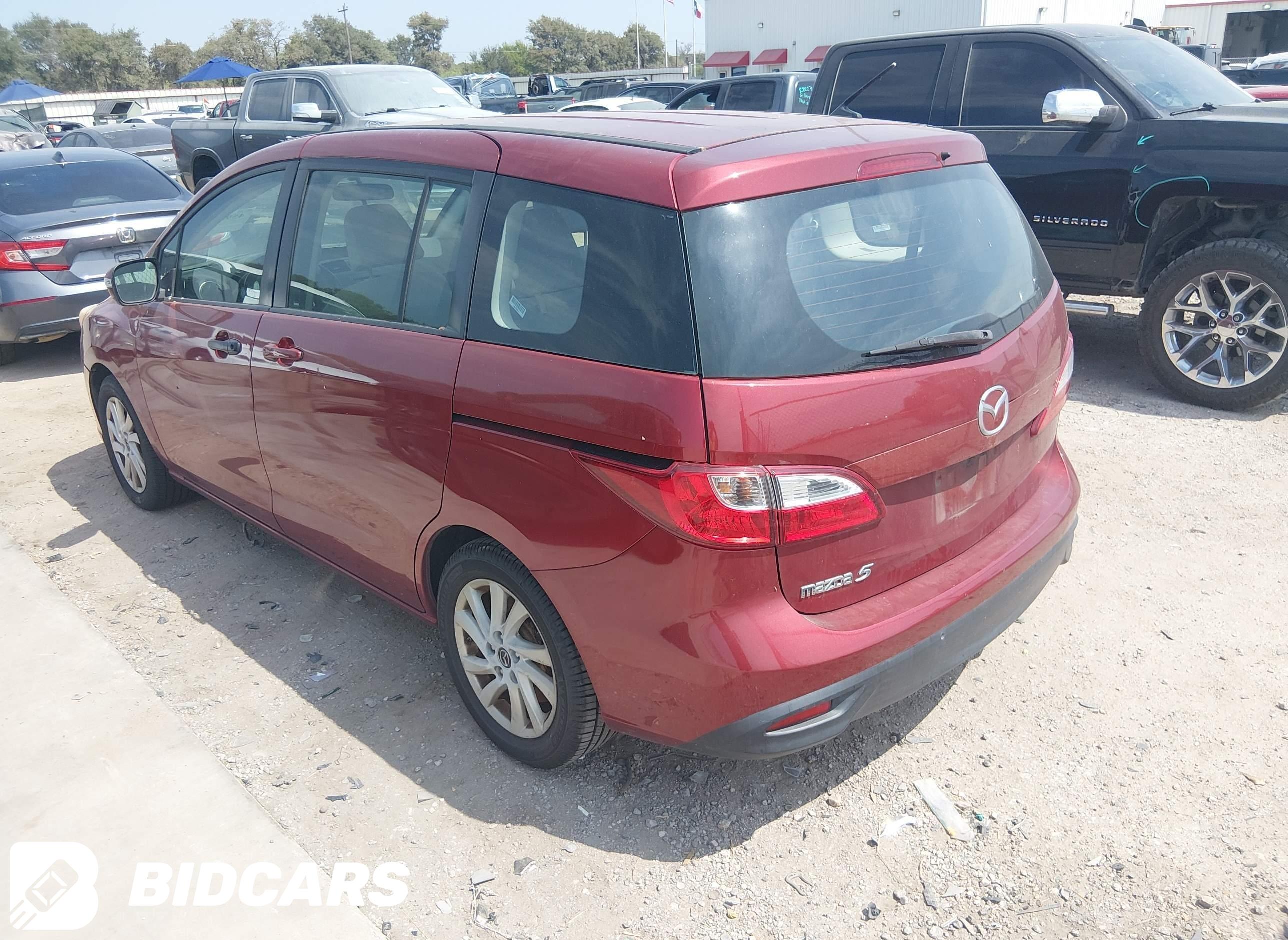 2015 Mazda 5, Sport