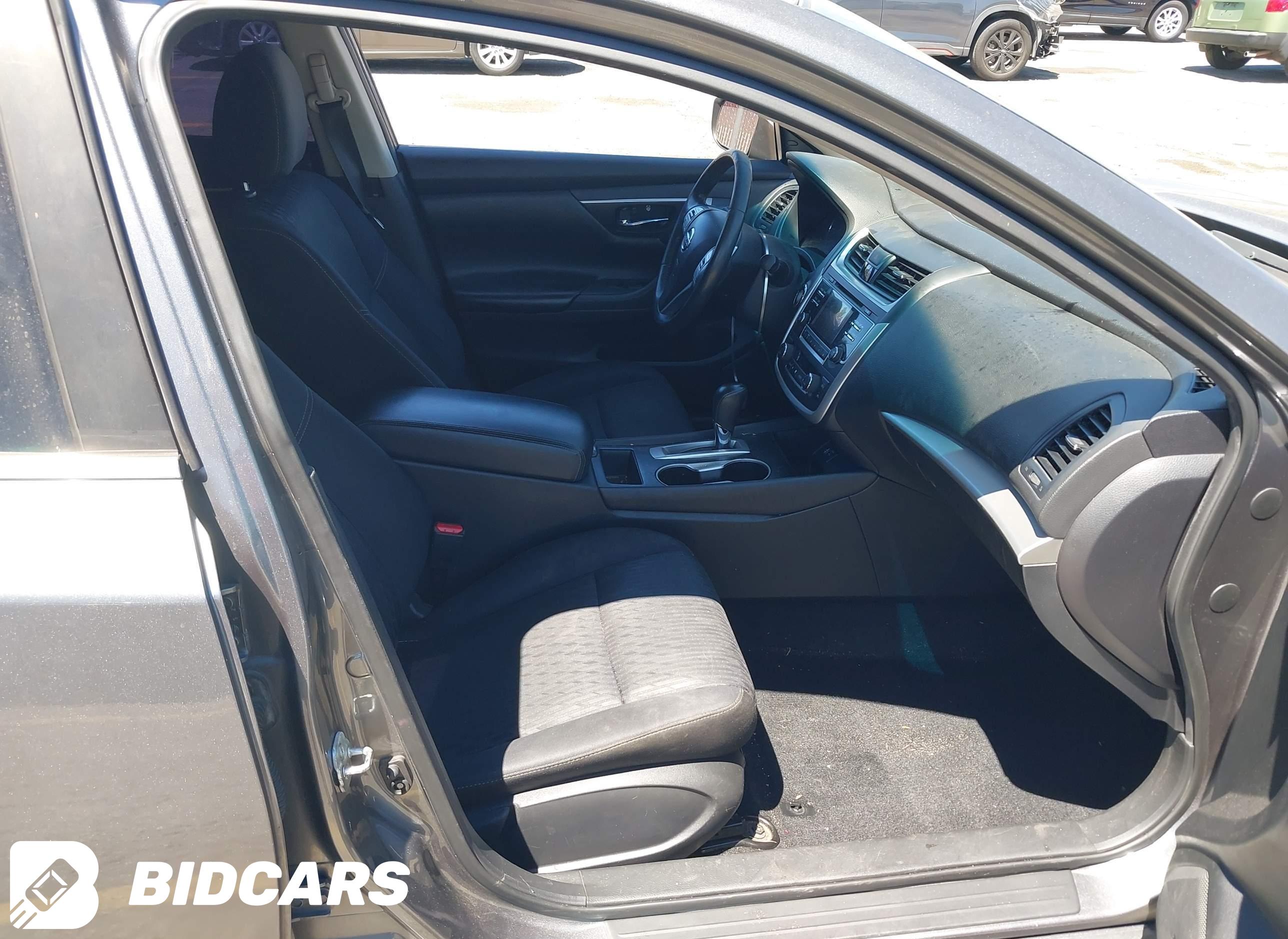 2017 Nissan Altima, 2.5 SV