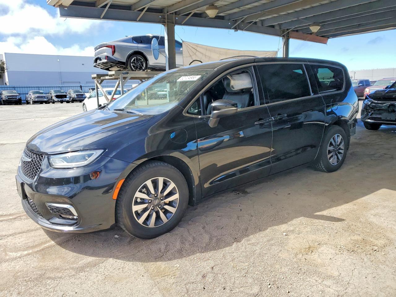2023 Chrysler Pacifica, Hybri...