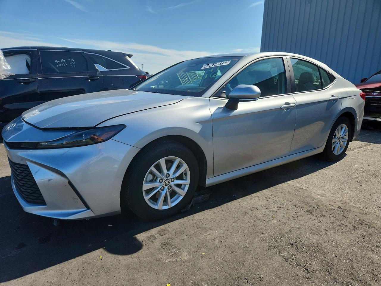 2025 Toyota Camry, LE