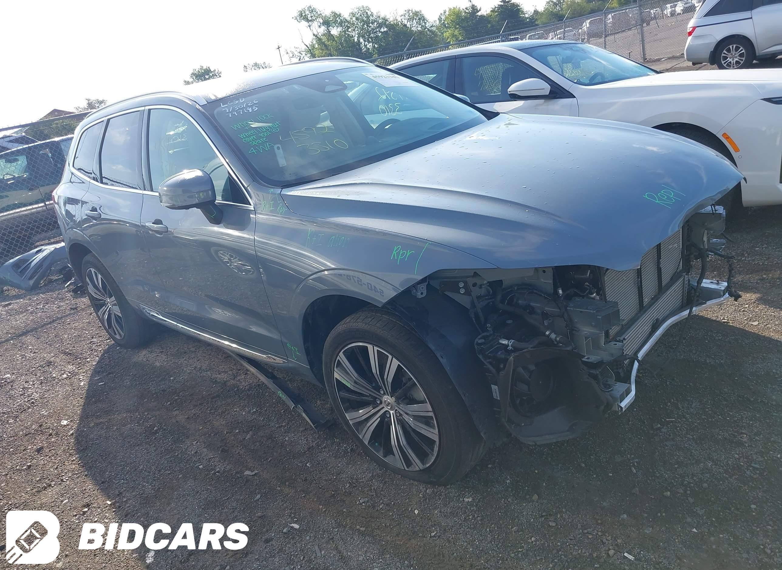 2022 Volvo Xc60 Recharge Plug...