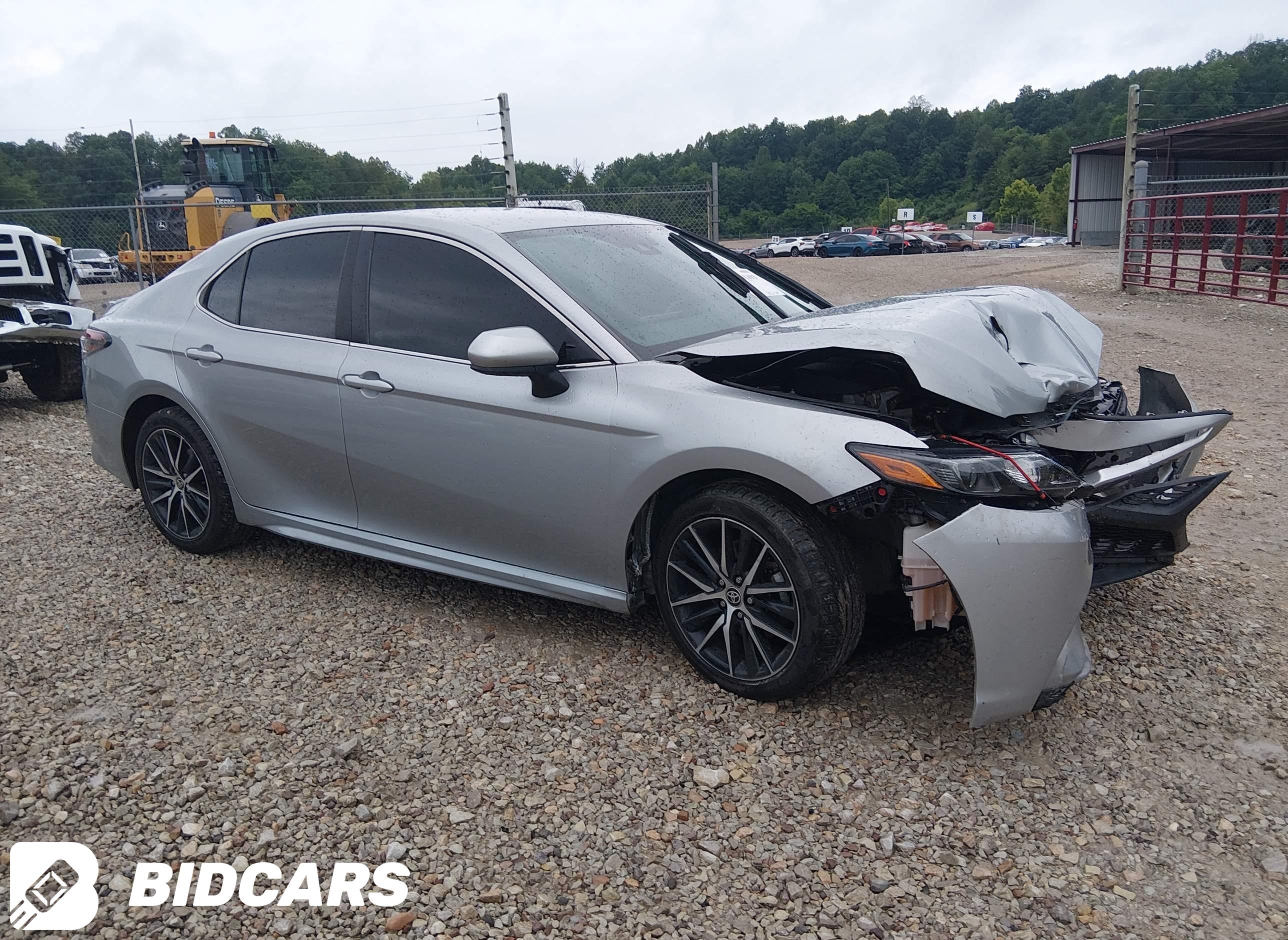 2021 Toyota Camry, SE
