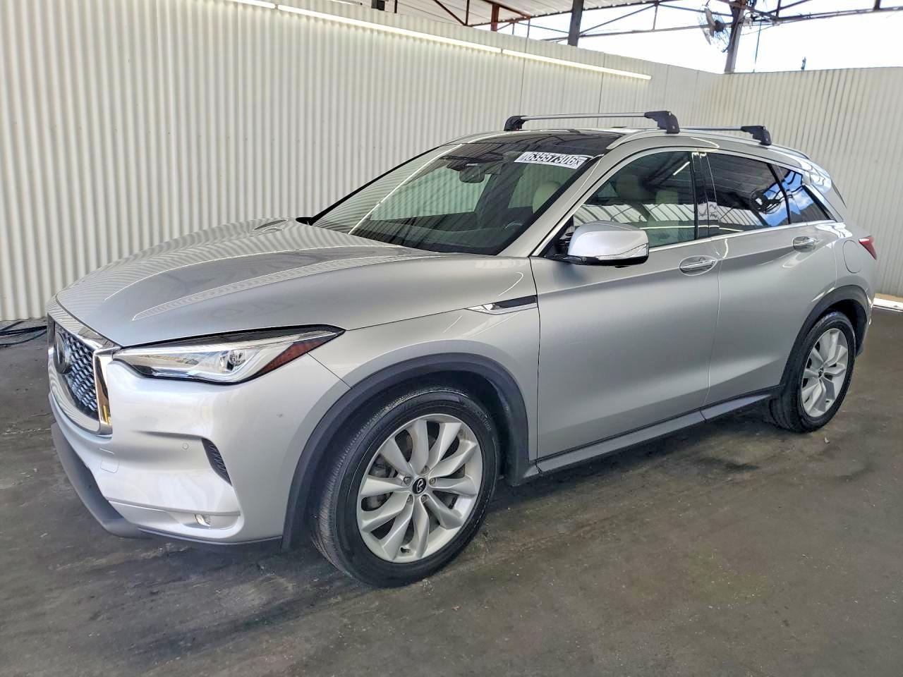 2019 Infiniti QX50, Essential