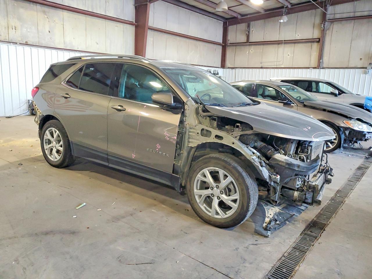 2018 Chevrolet Equinox, LT