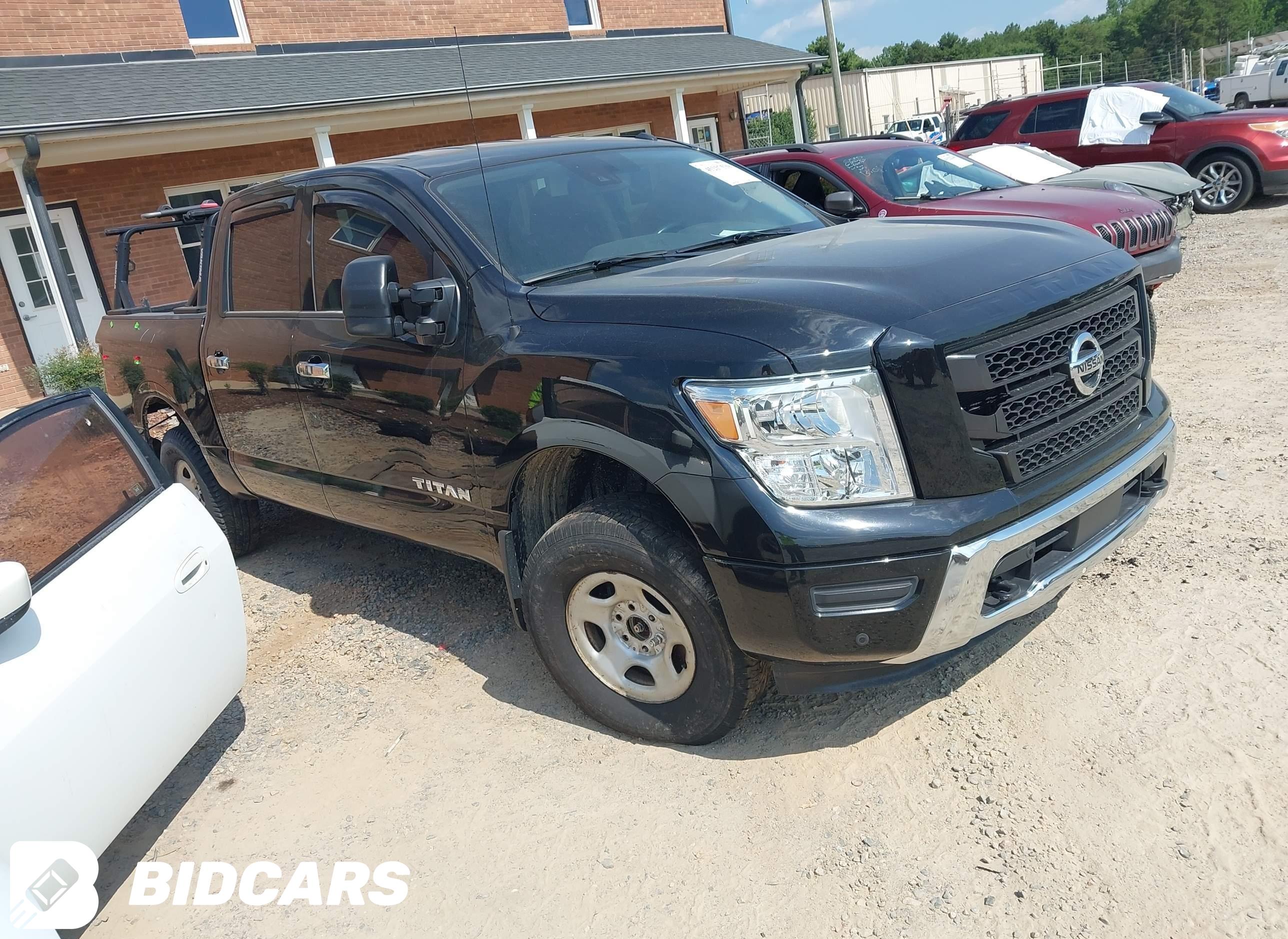 2021 Nissan Titan, Sv 4X4