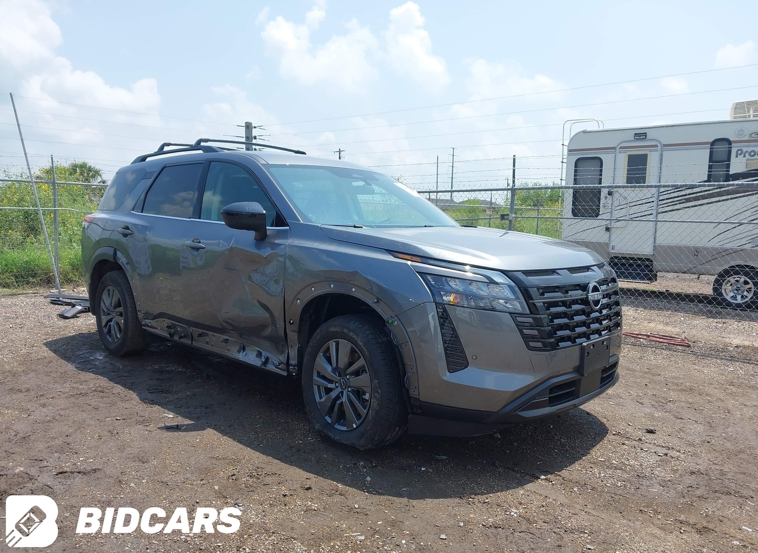 2026 Nissan Pathfinder, SV