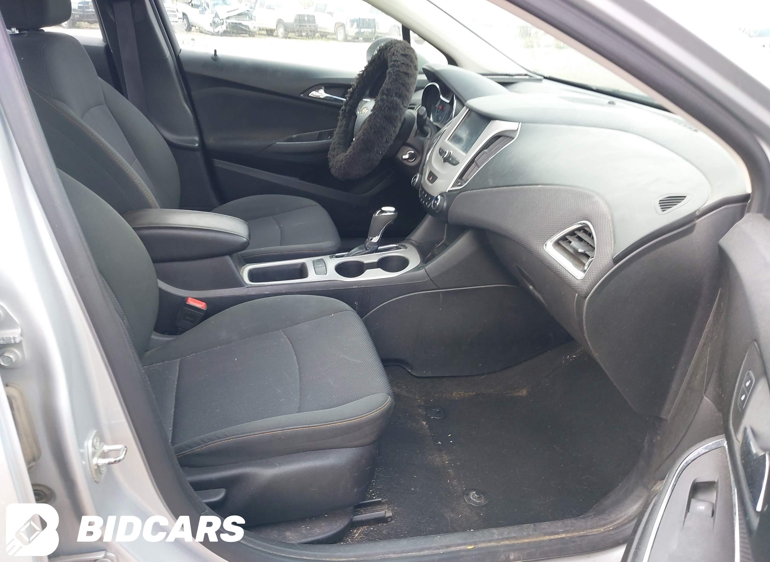 2017 Chevrolet Cruze, Ls Auto