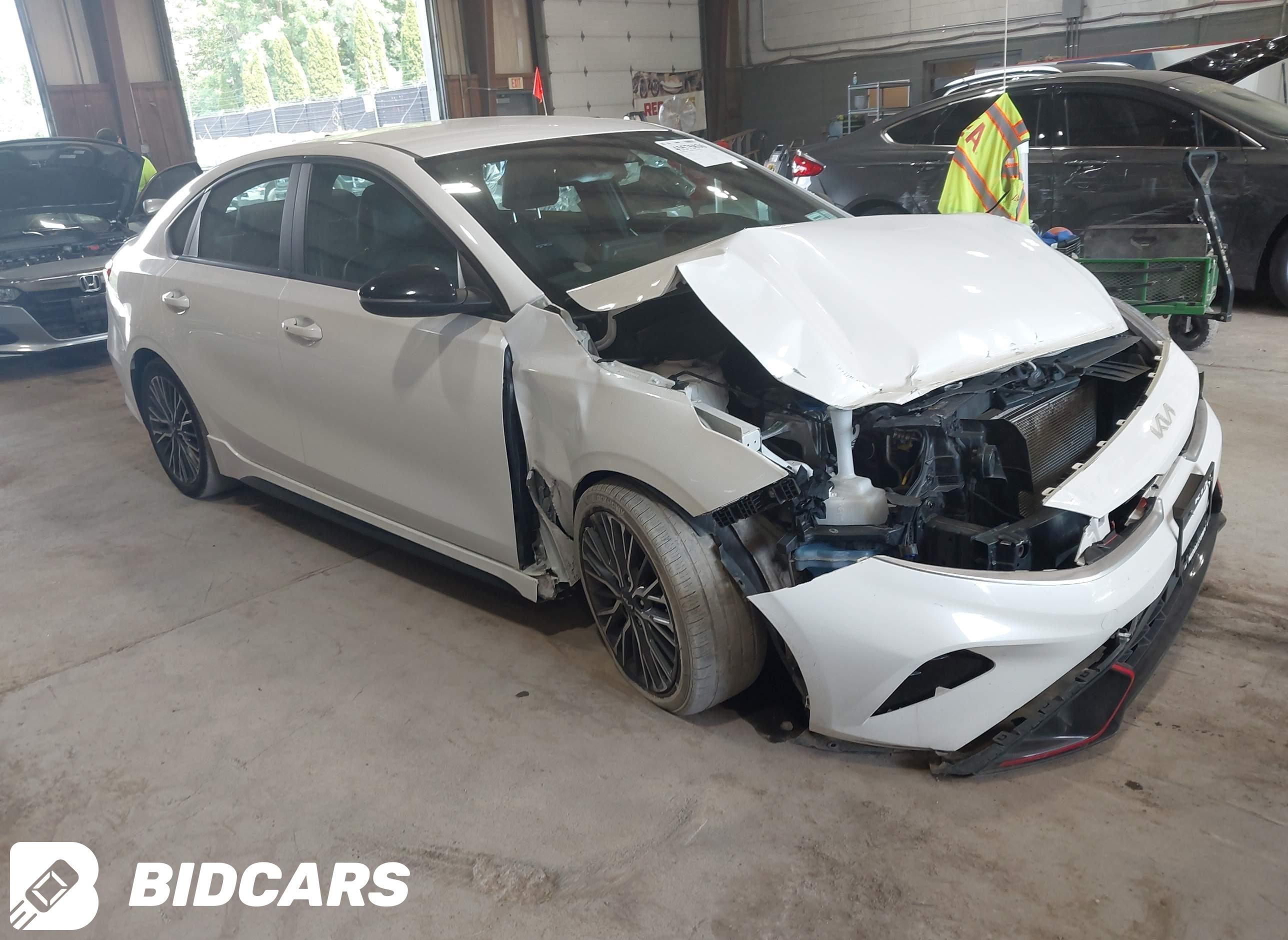 2023 KIA Forte, Gt-Line