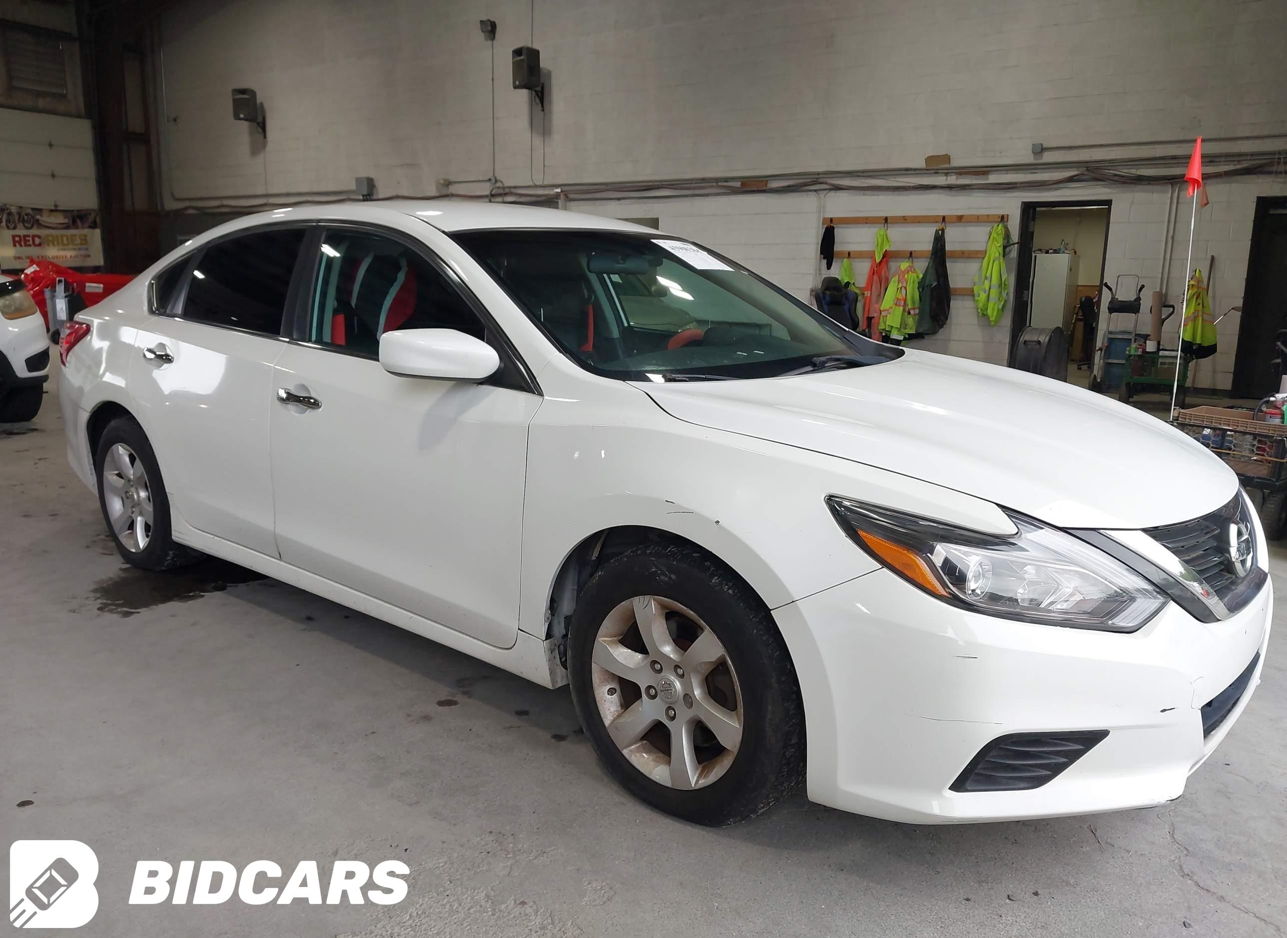 2016 Nissan Altima, 2.5/2.5 S...