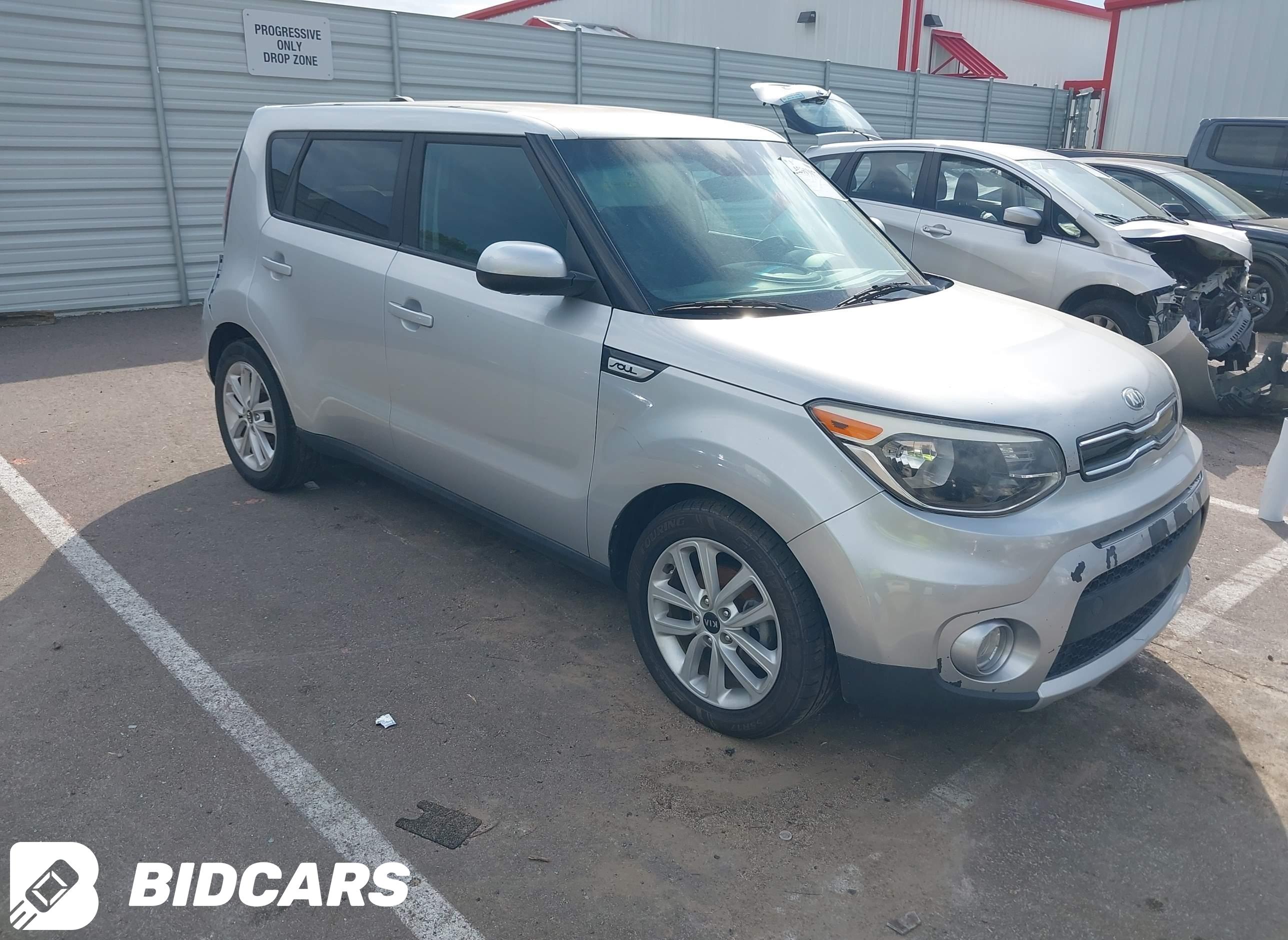 2018 KIA Soul, +
