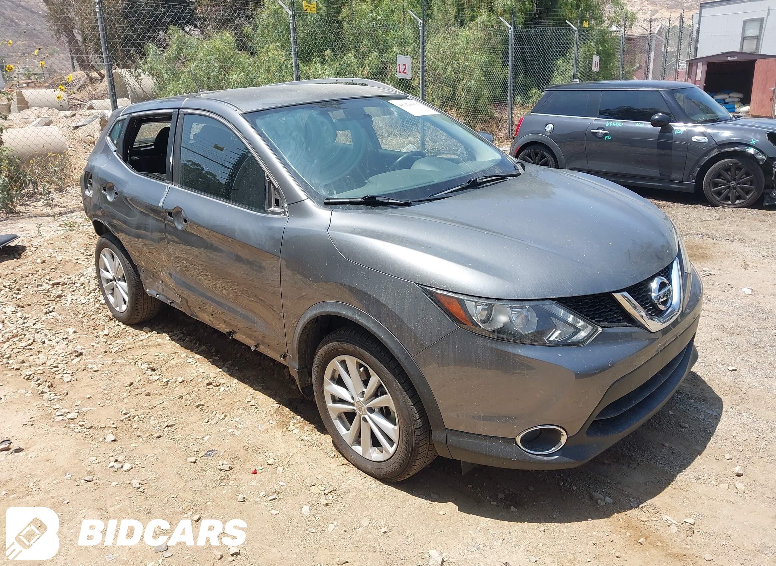 2017 Nissan Rogue, Sport SV