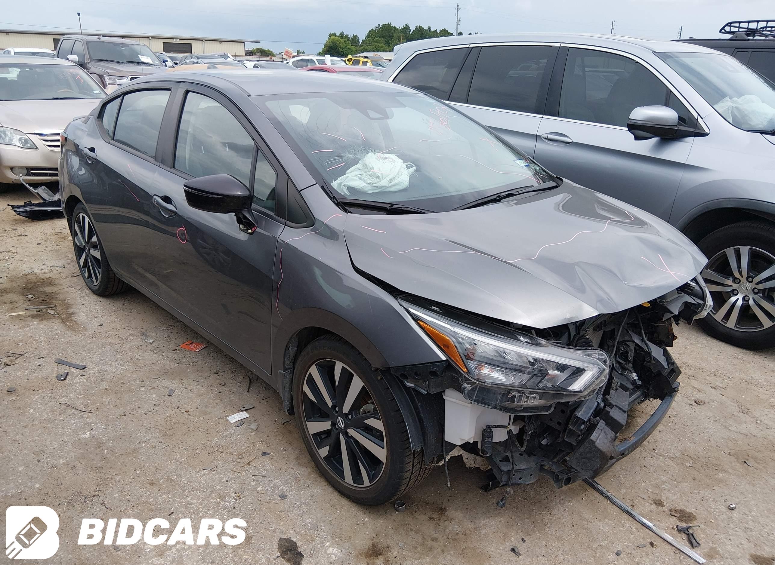 2022 Nissan Versa, 1.6 Sr Xtr...