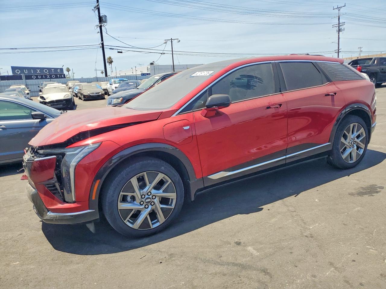 2025 Cadillac Optiq, Luxury