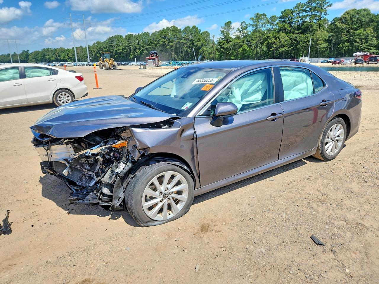 2024 Toyota Camry, LE