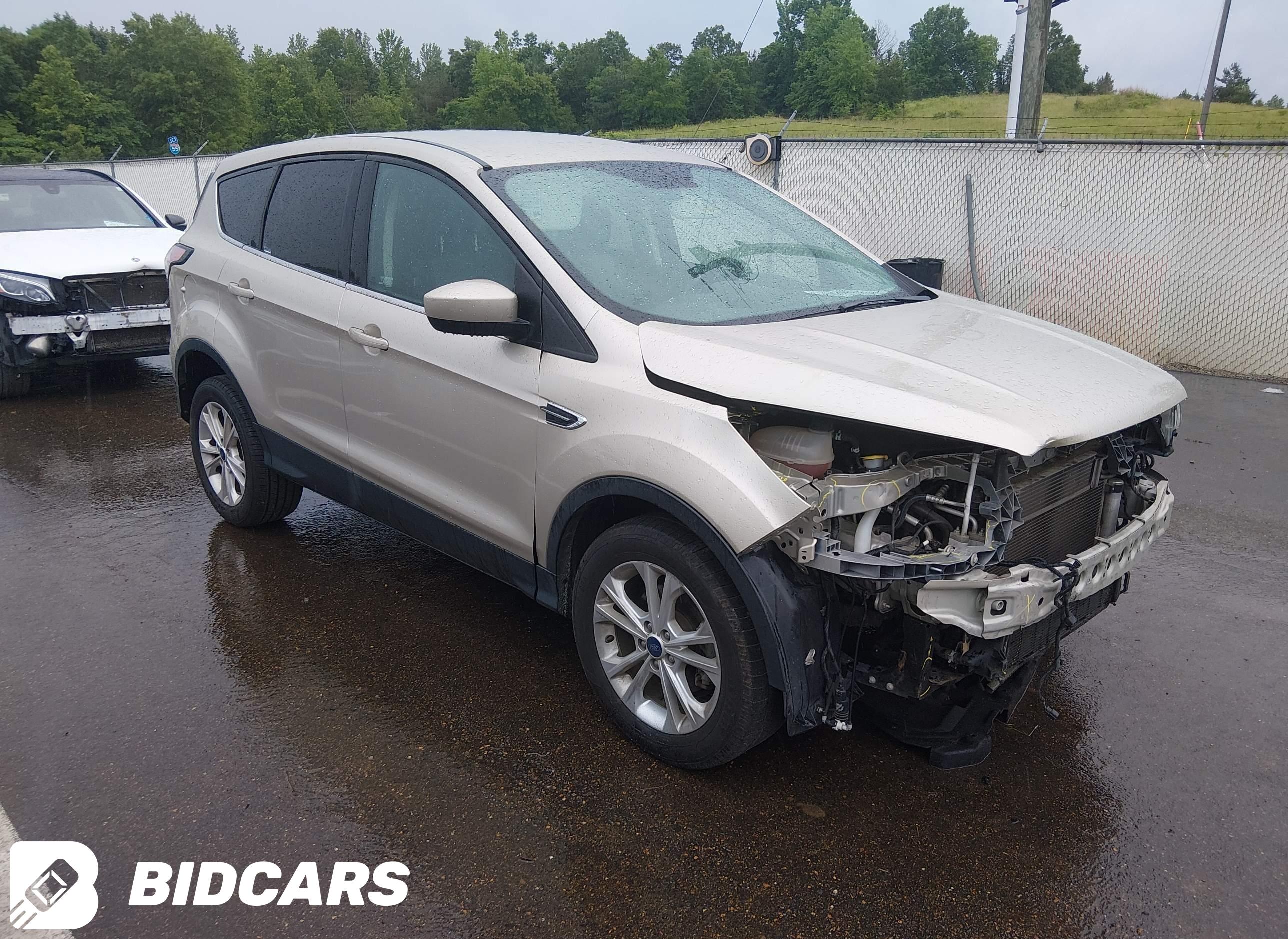 2017 Ford Escape, SE