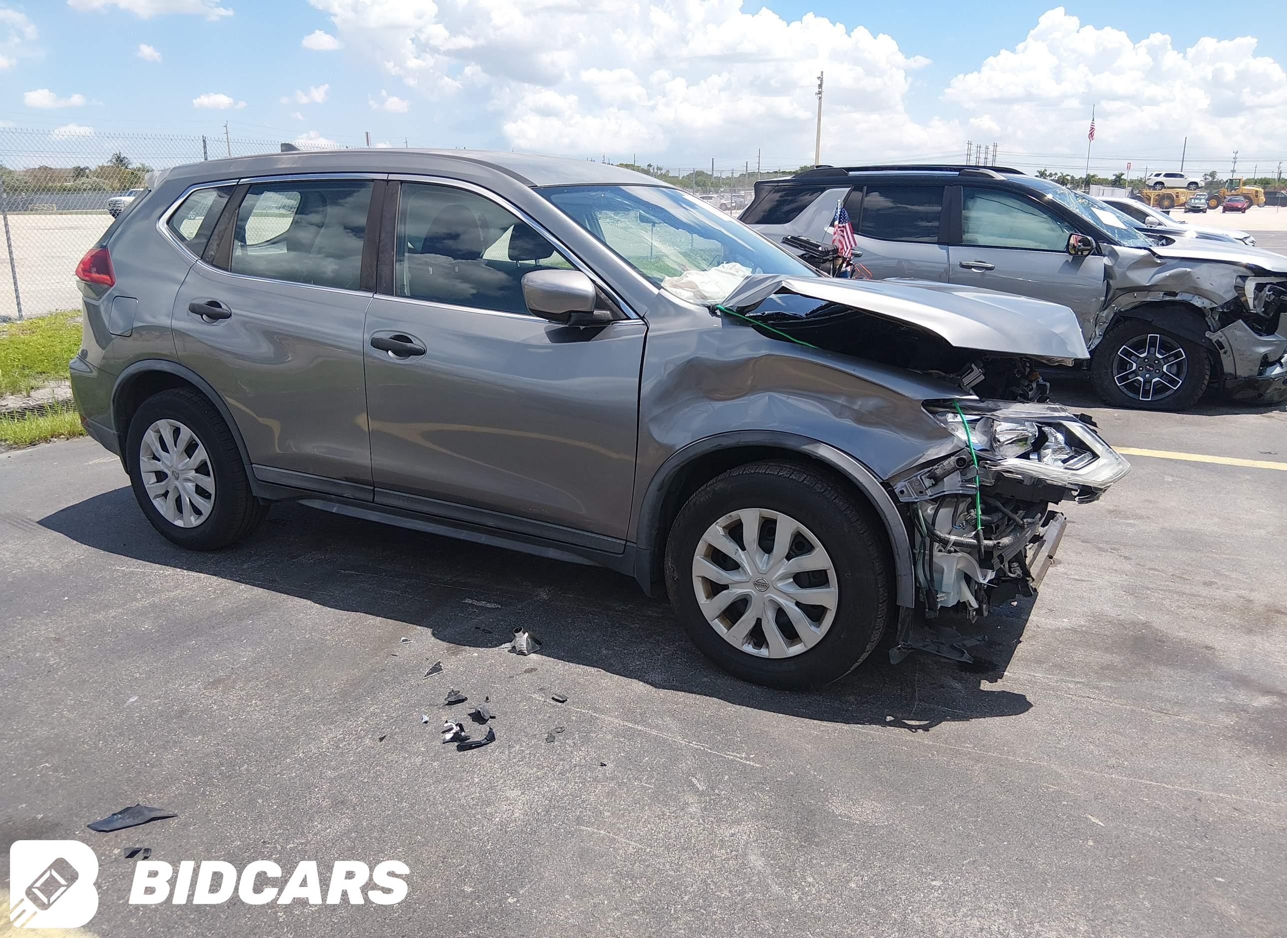 2018 Nissan Rogue, S