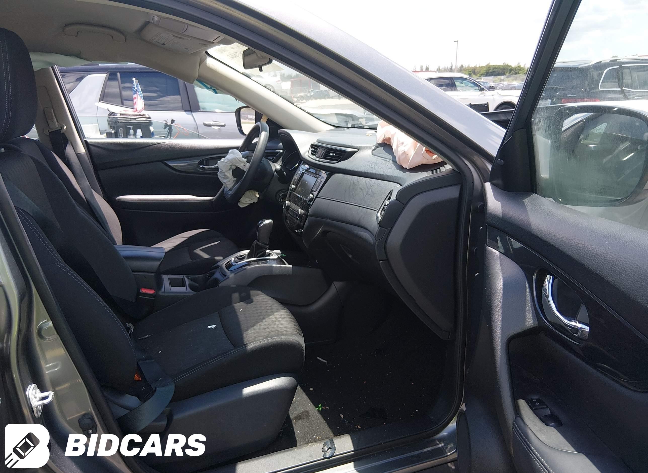2018 Nissan Rogue, S