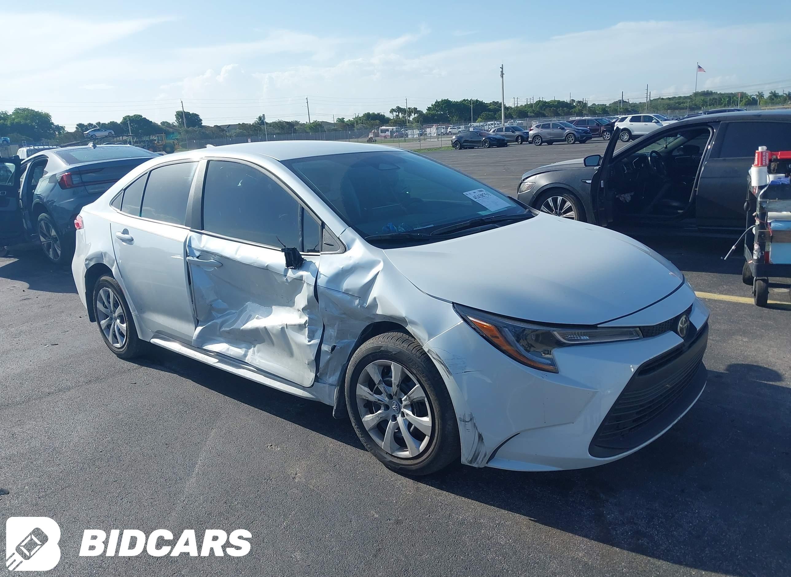 2026 Toyota Corolla, LE