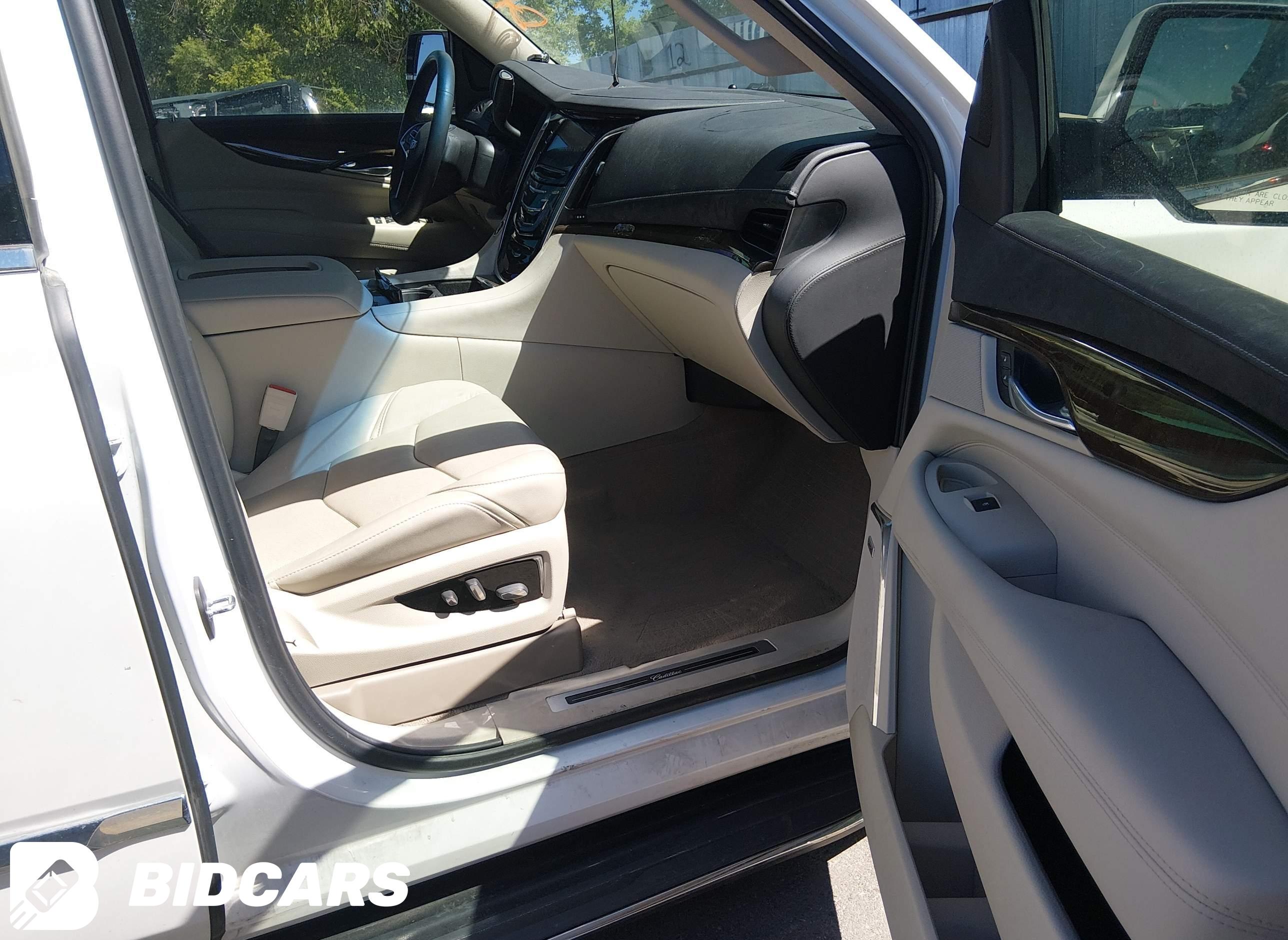 2018 Cadillac Escalade, Esv P...
