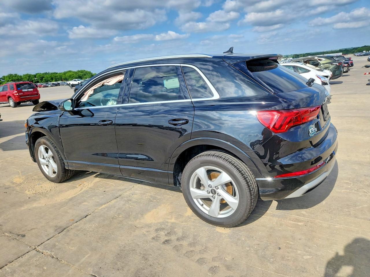 2022 Audi Q3, Premium 40